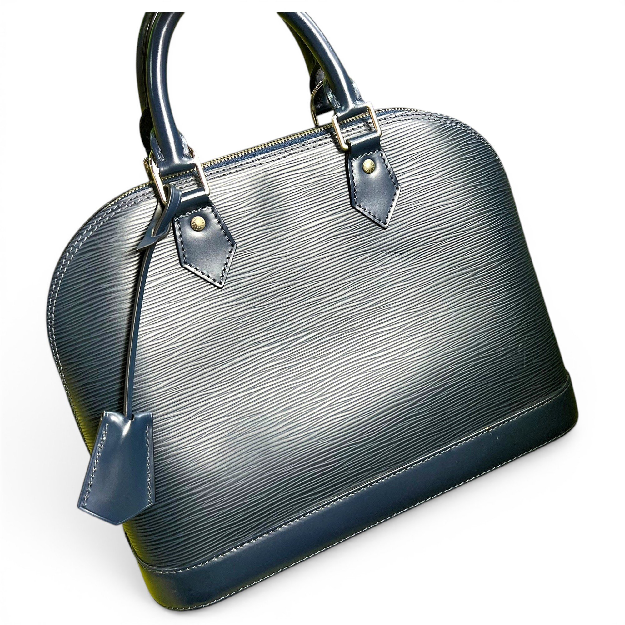 Alma leather handbag