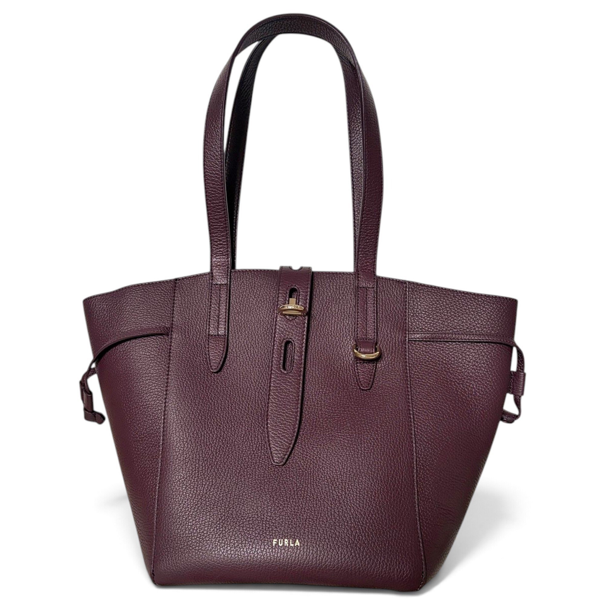 Leather tote