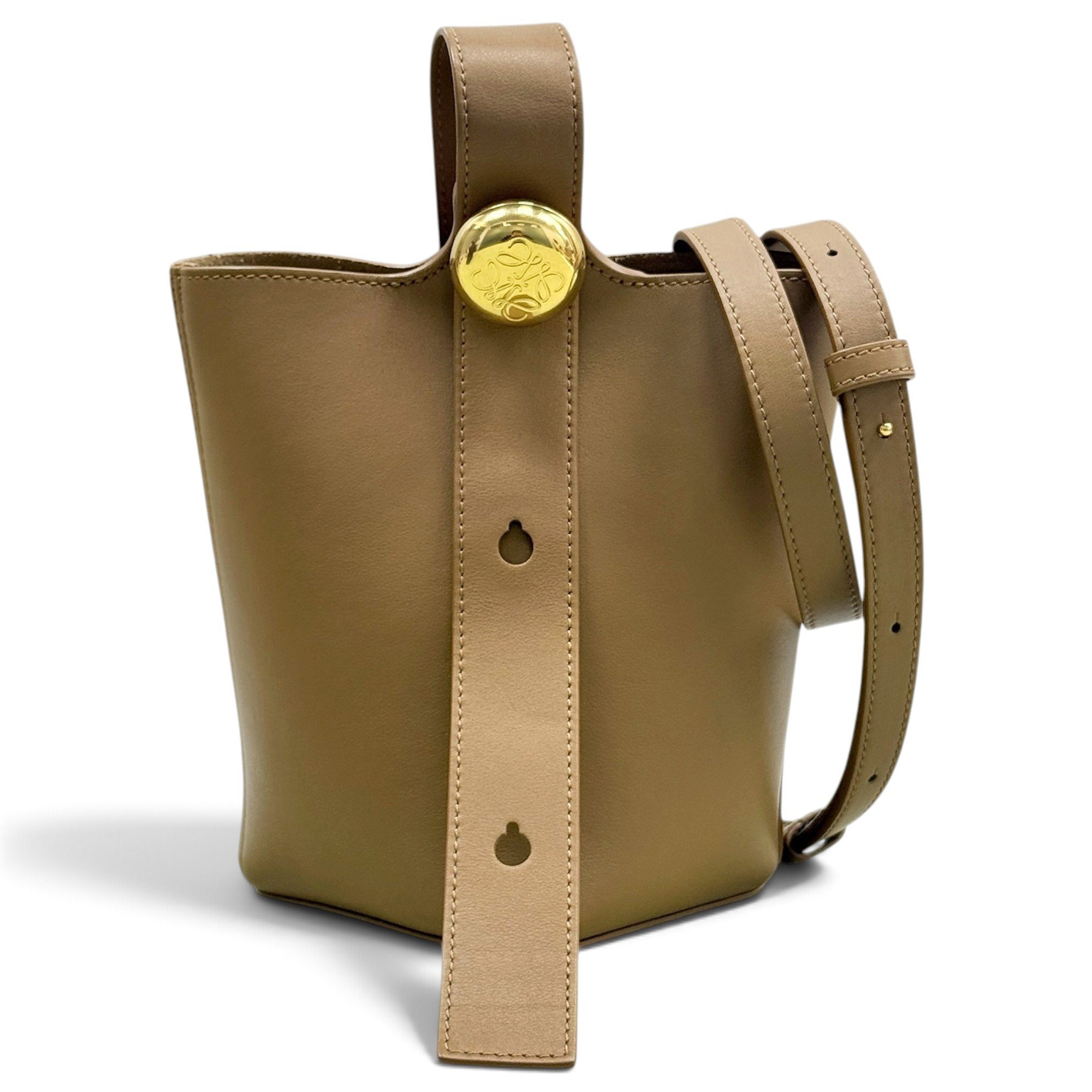 Pebble leather crossbody bag