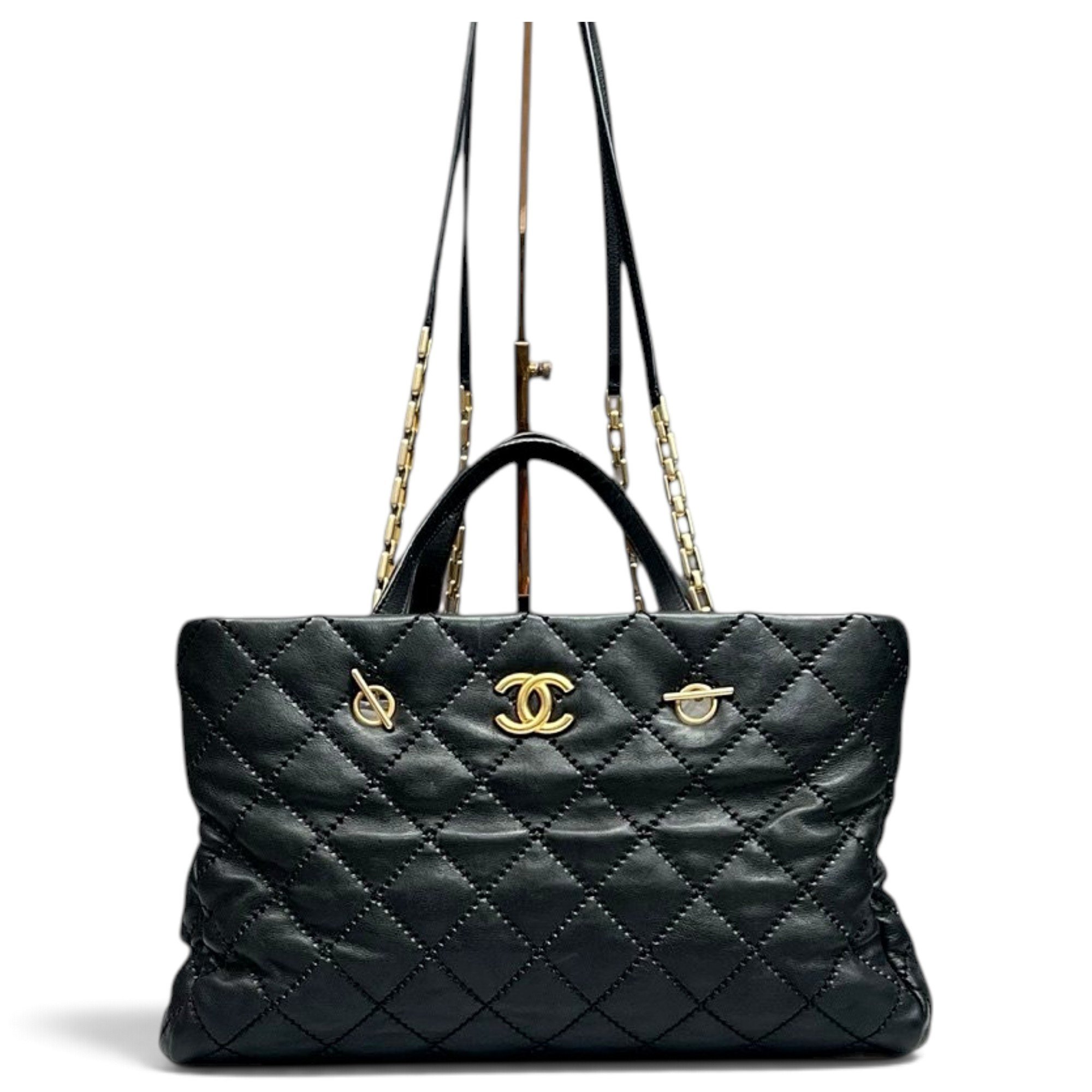 Leather tote
