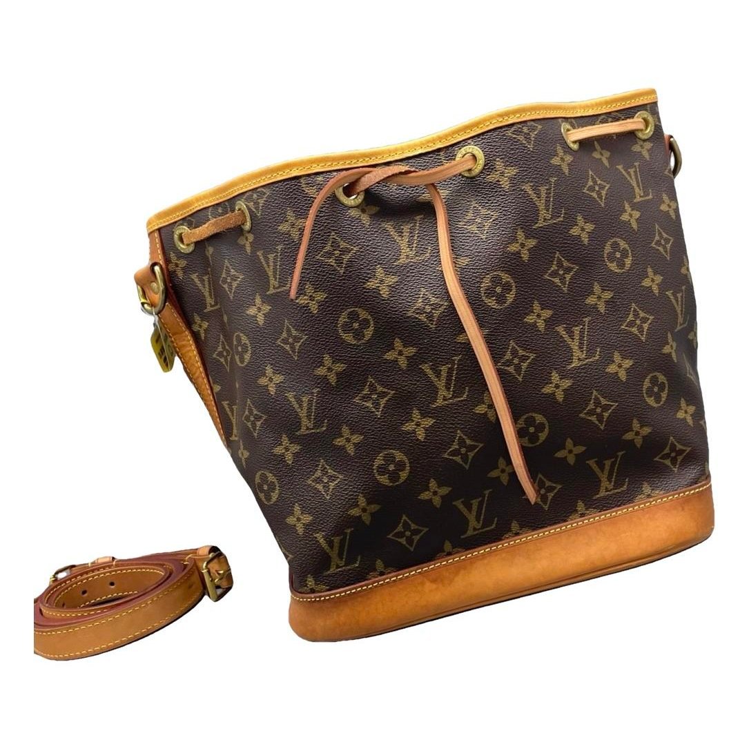Noé leather handbag