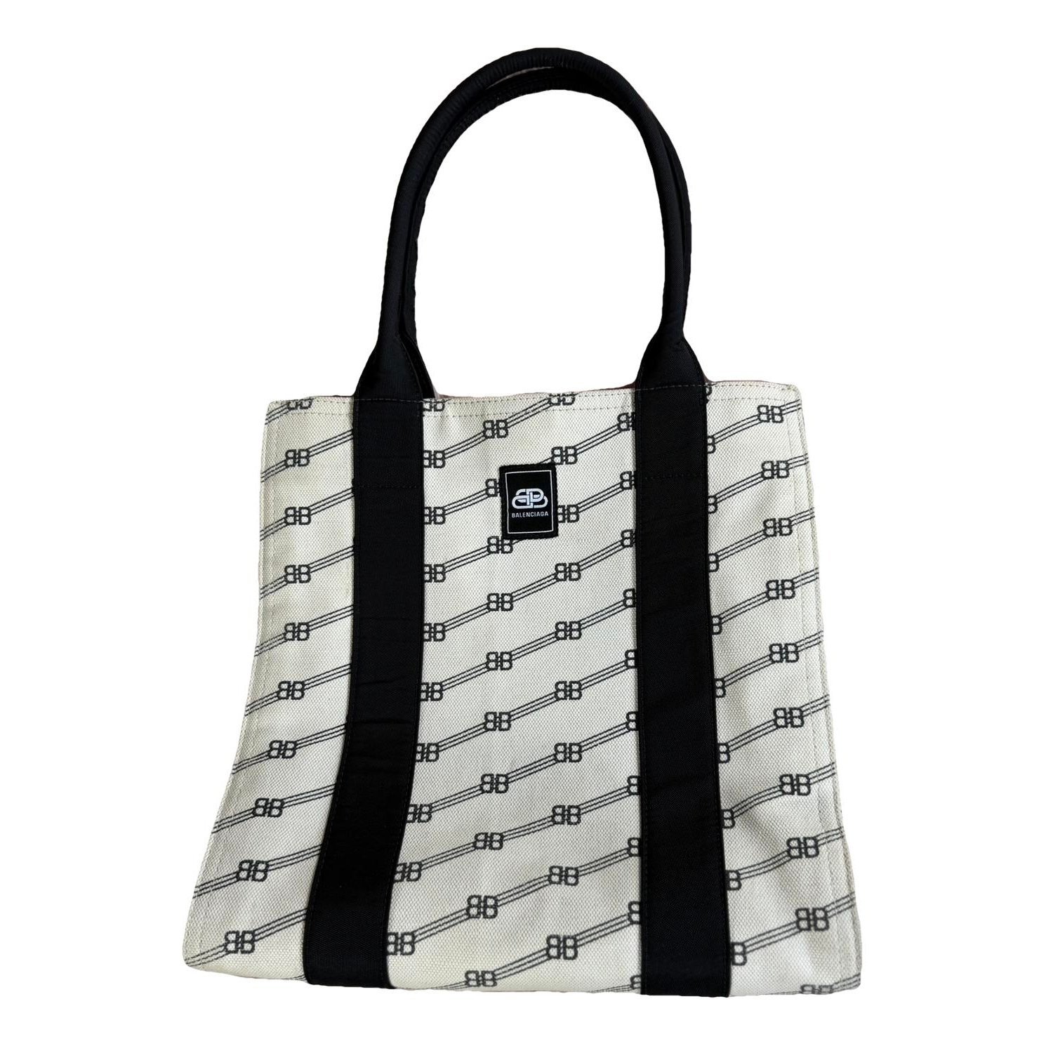 BB Round handbag