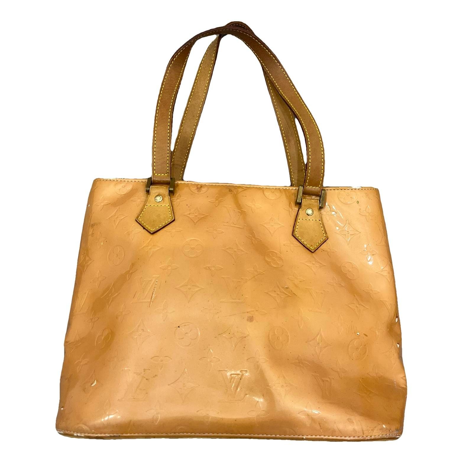 Houston patent leather handbag