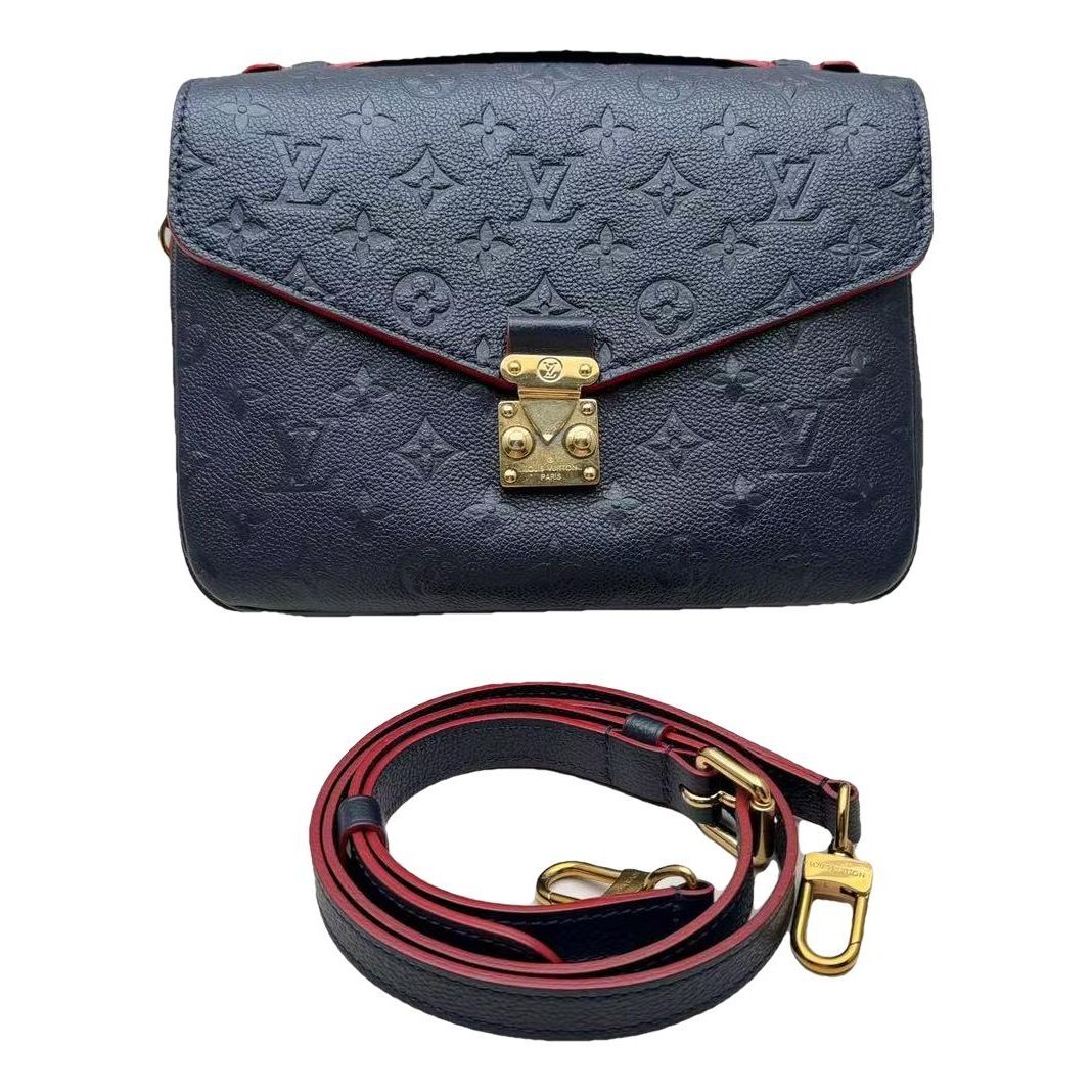 Metis leather handbag