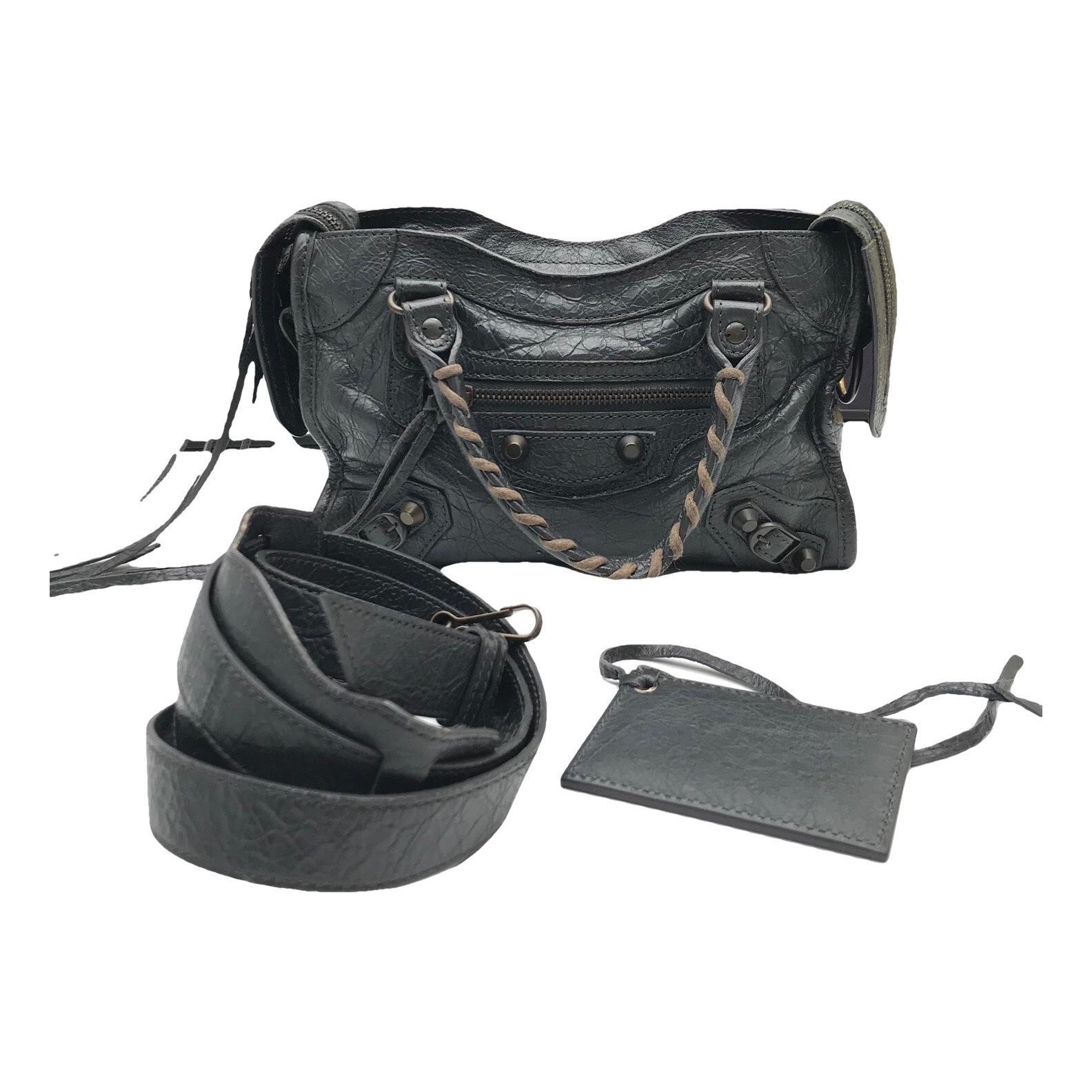 City leather bag