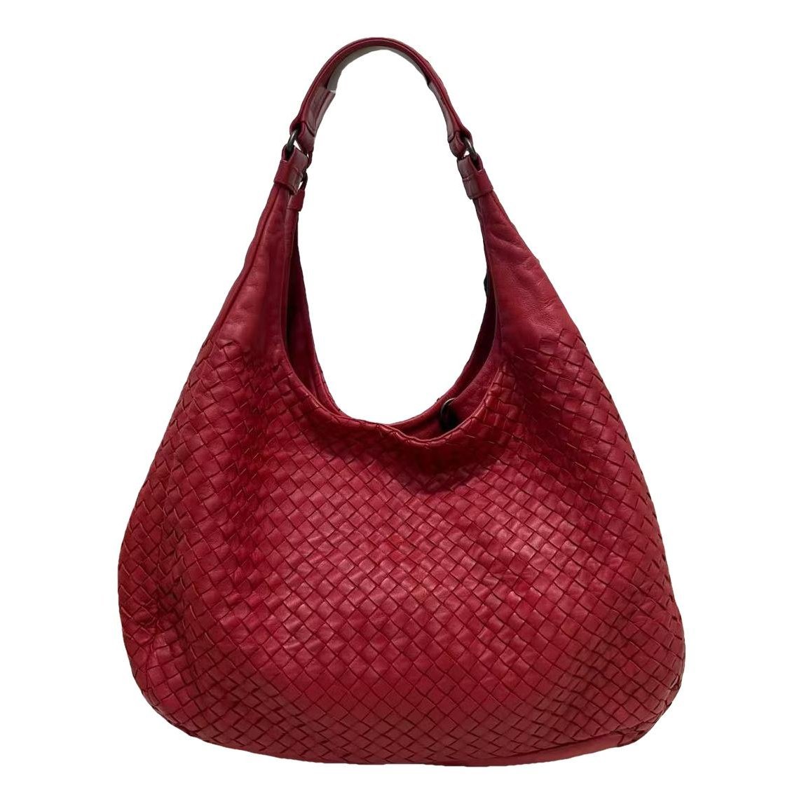 Veneta leather handbag