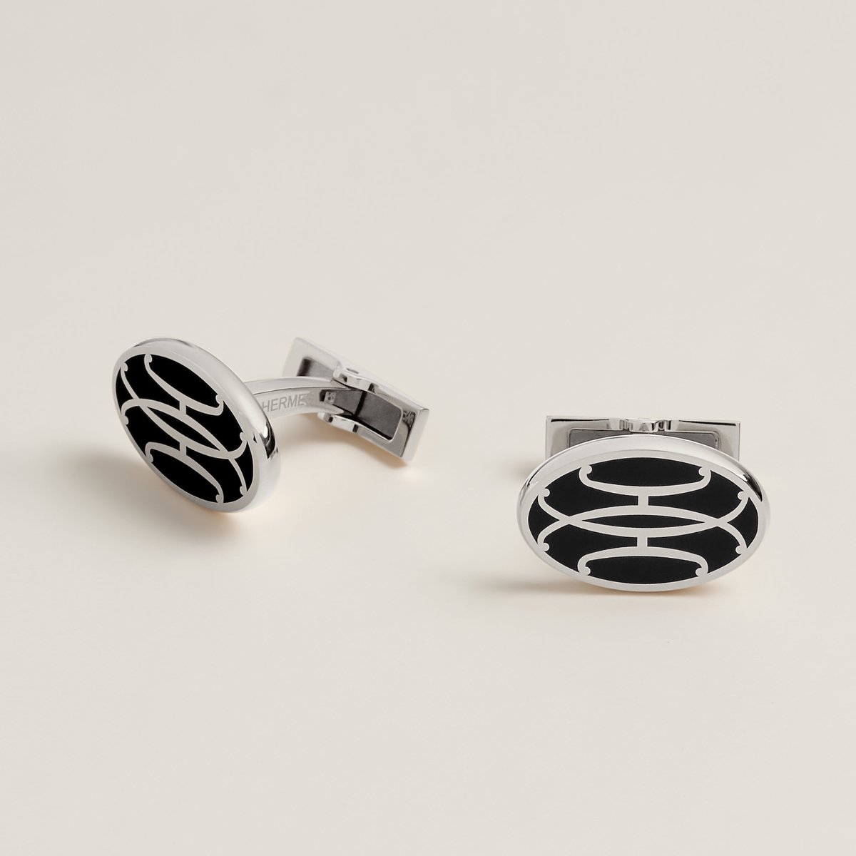 Hermès H Lift cufflinks Noir | BagUSeek