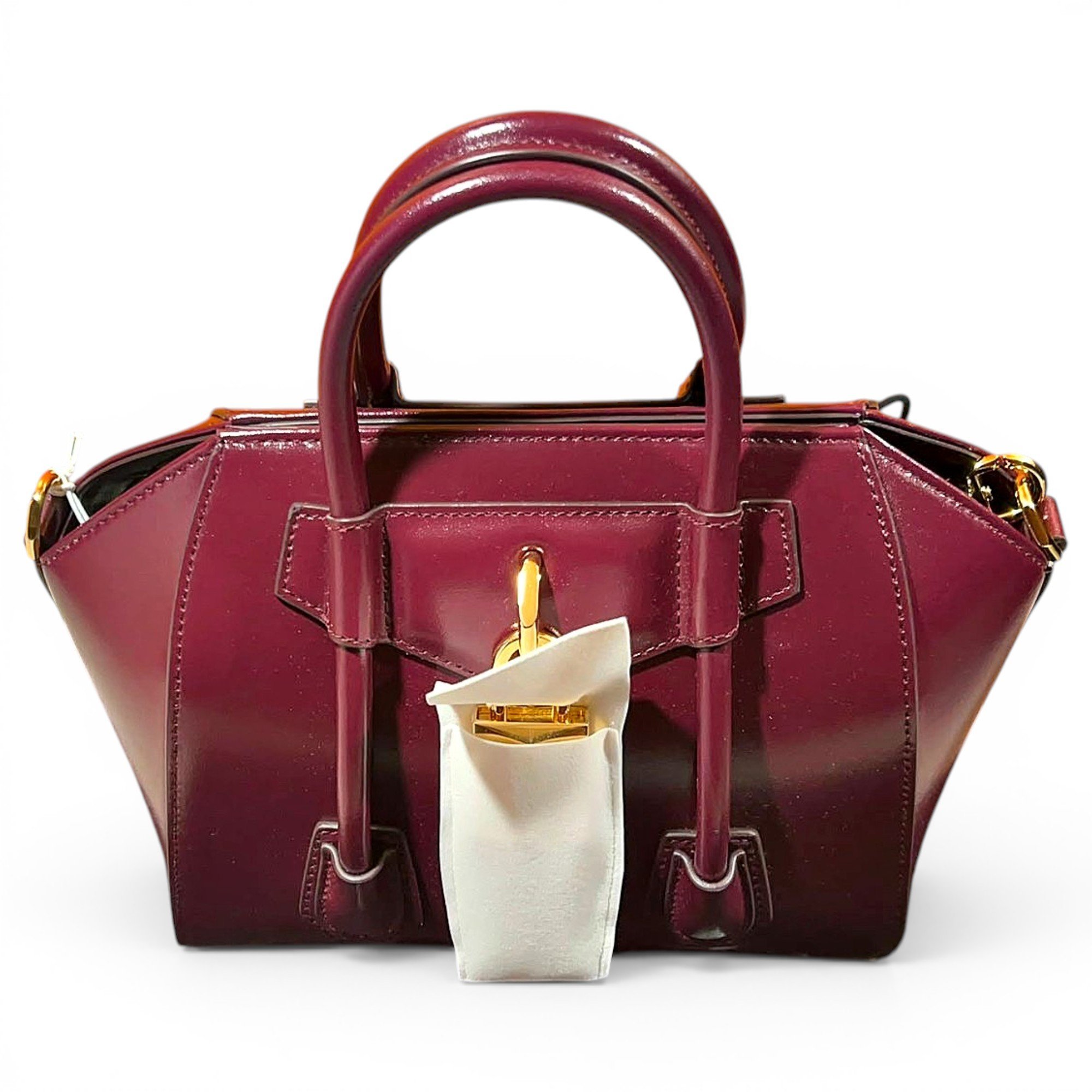 Antigona leather handbag