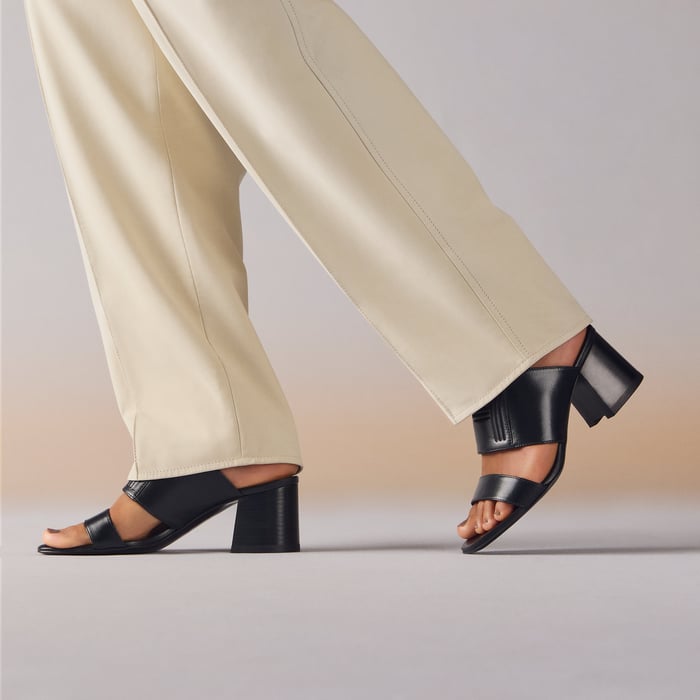 Noir Monica 60 Sandal