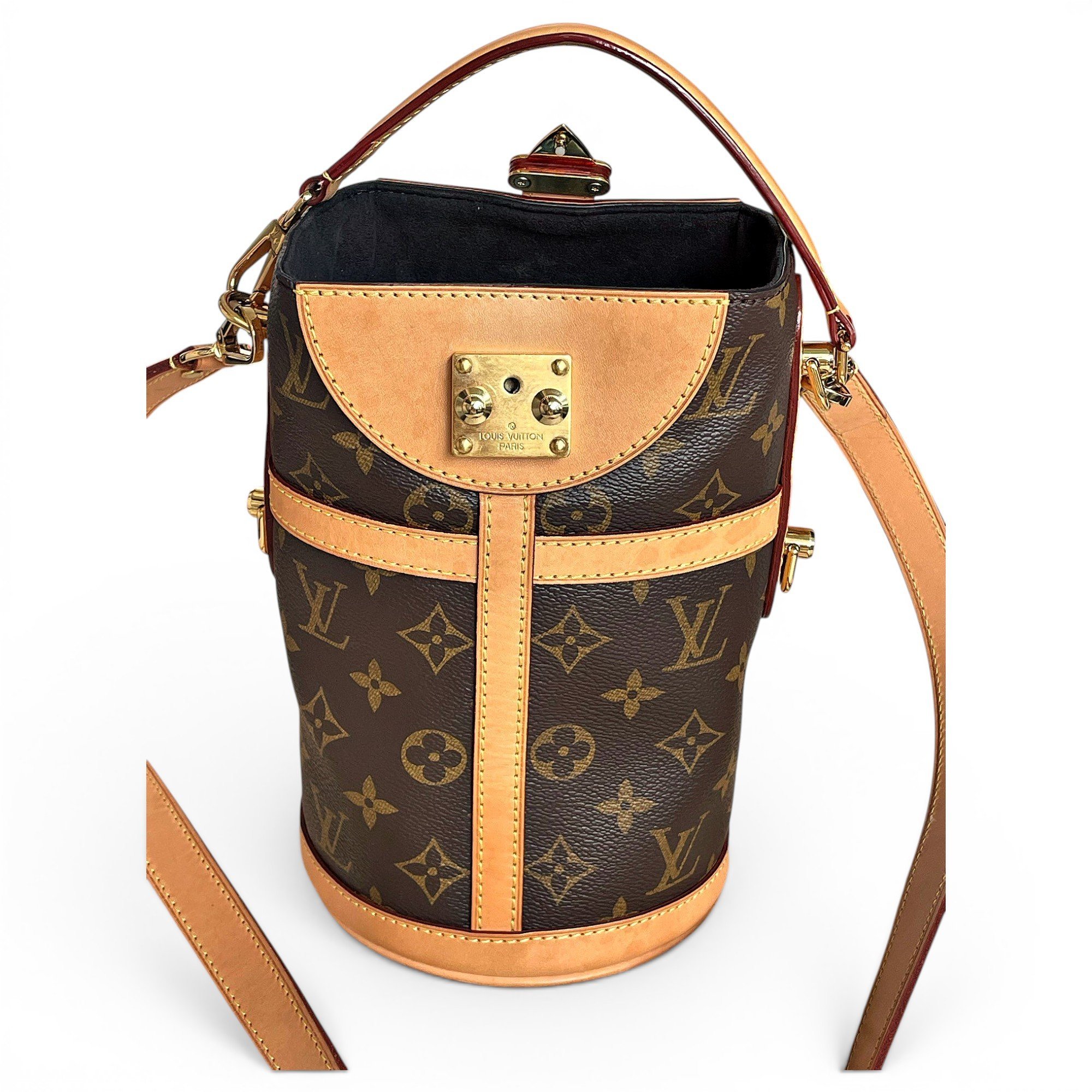 Duffle leather crossbody bag