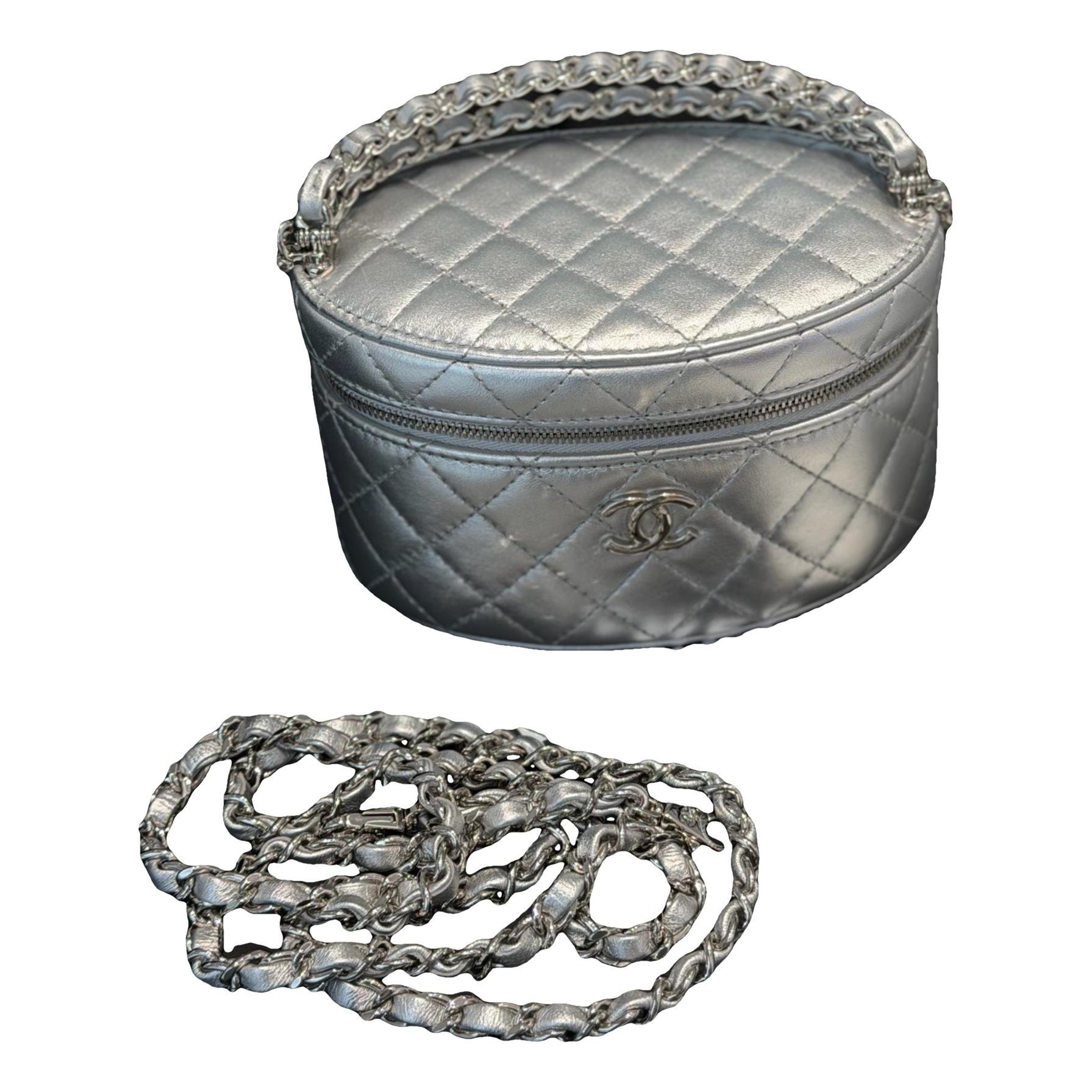 Vanity leather handbag