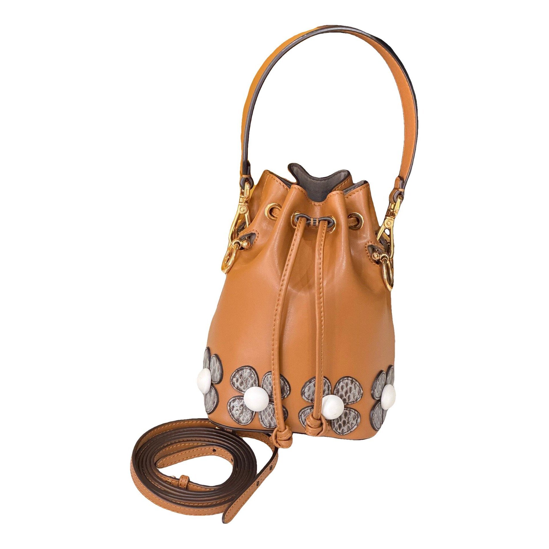 Mon Trésor leather crossbody bag