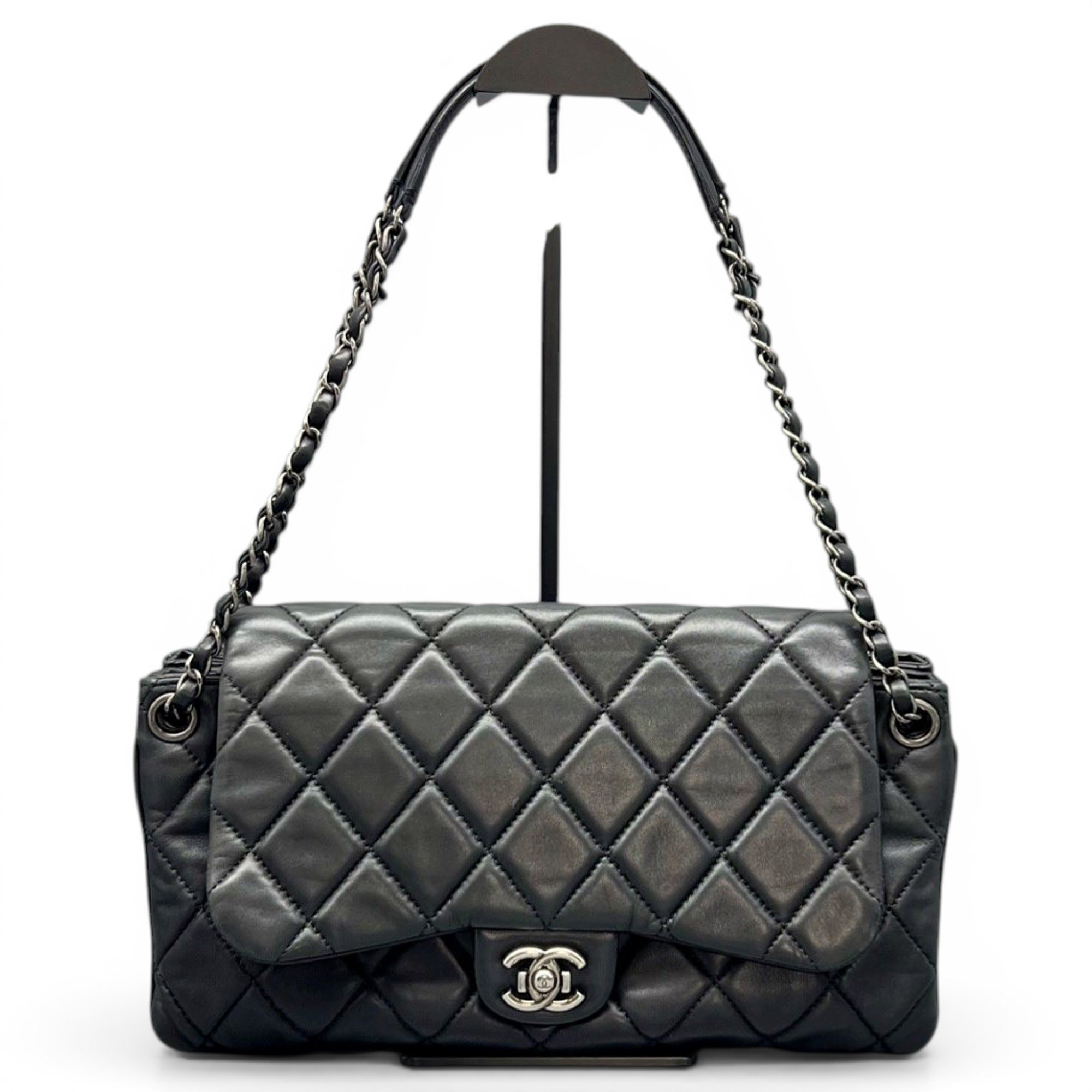 Timeless/Classique leather handbag
