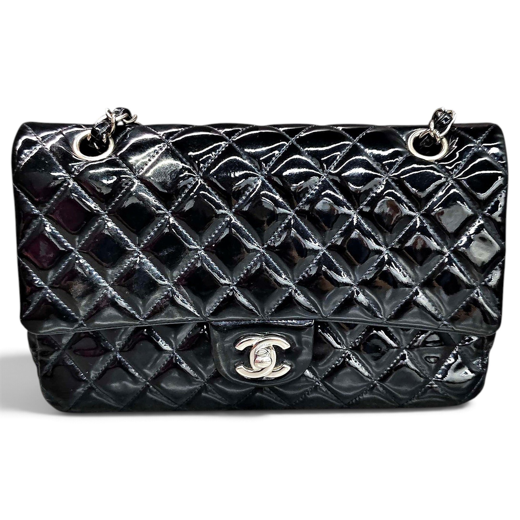 Timeless/Classique patent leather handbag