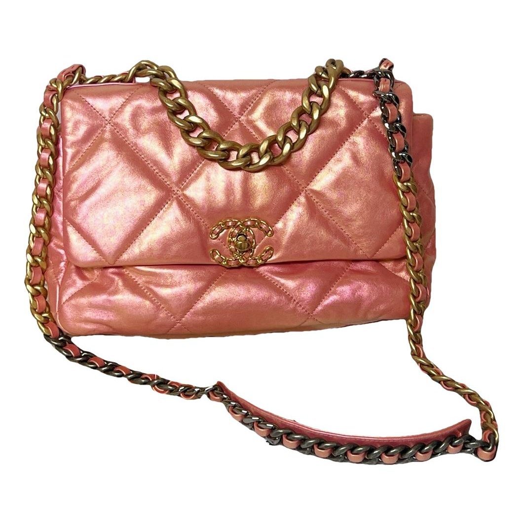 Chanel 19 leather handbag