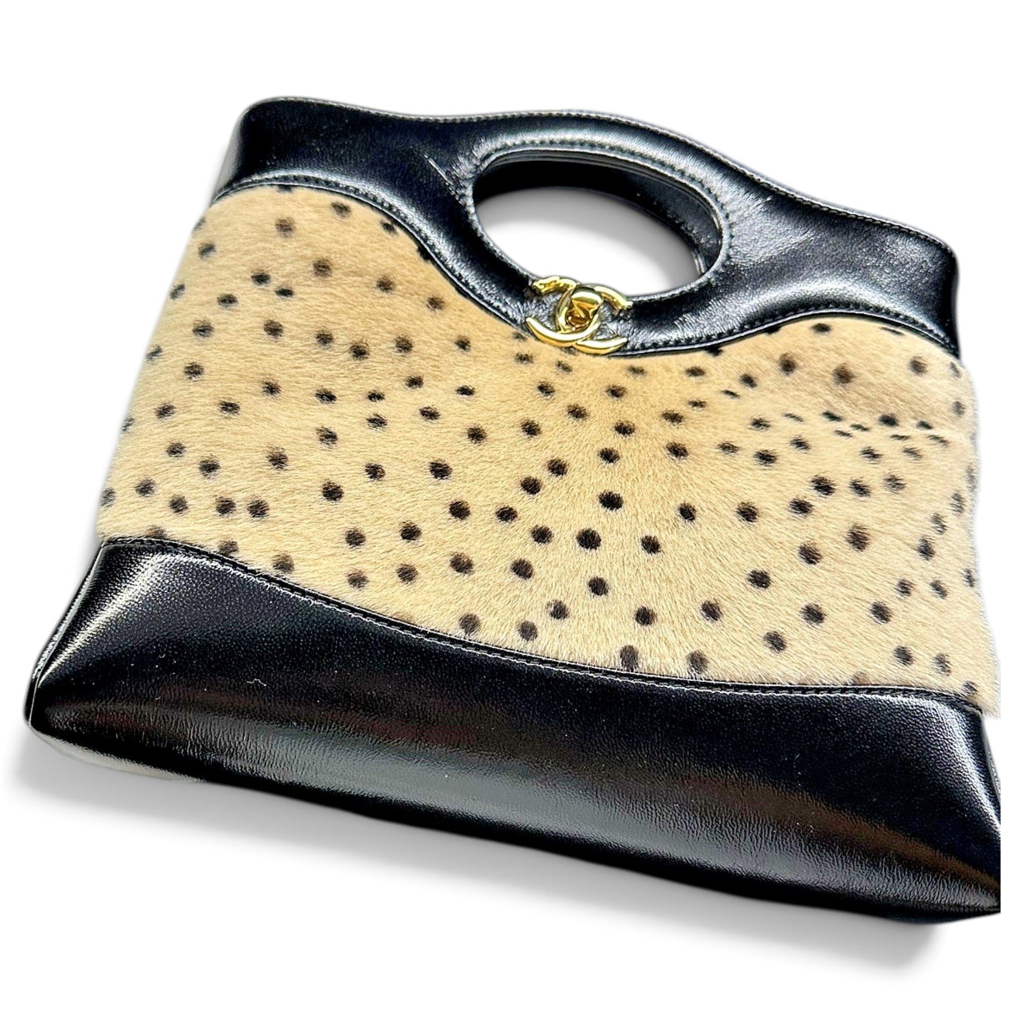 31 Vintage pony-style calfskin handbag