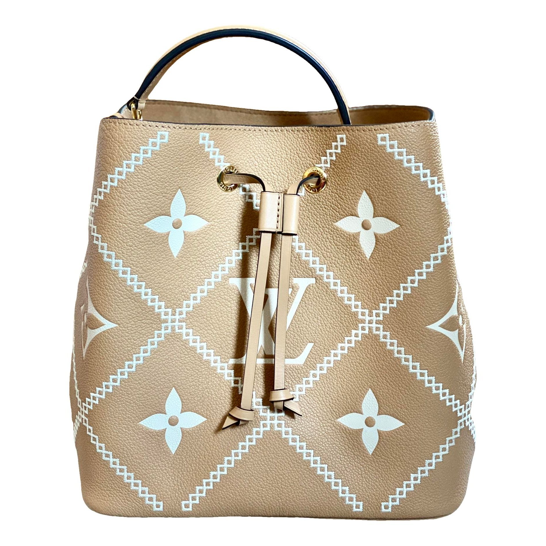 NéoNoé leather handbag