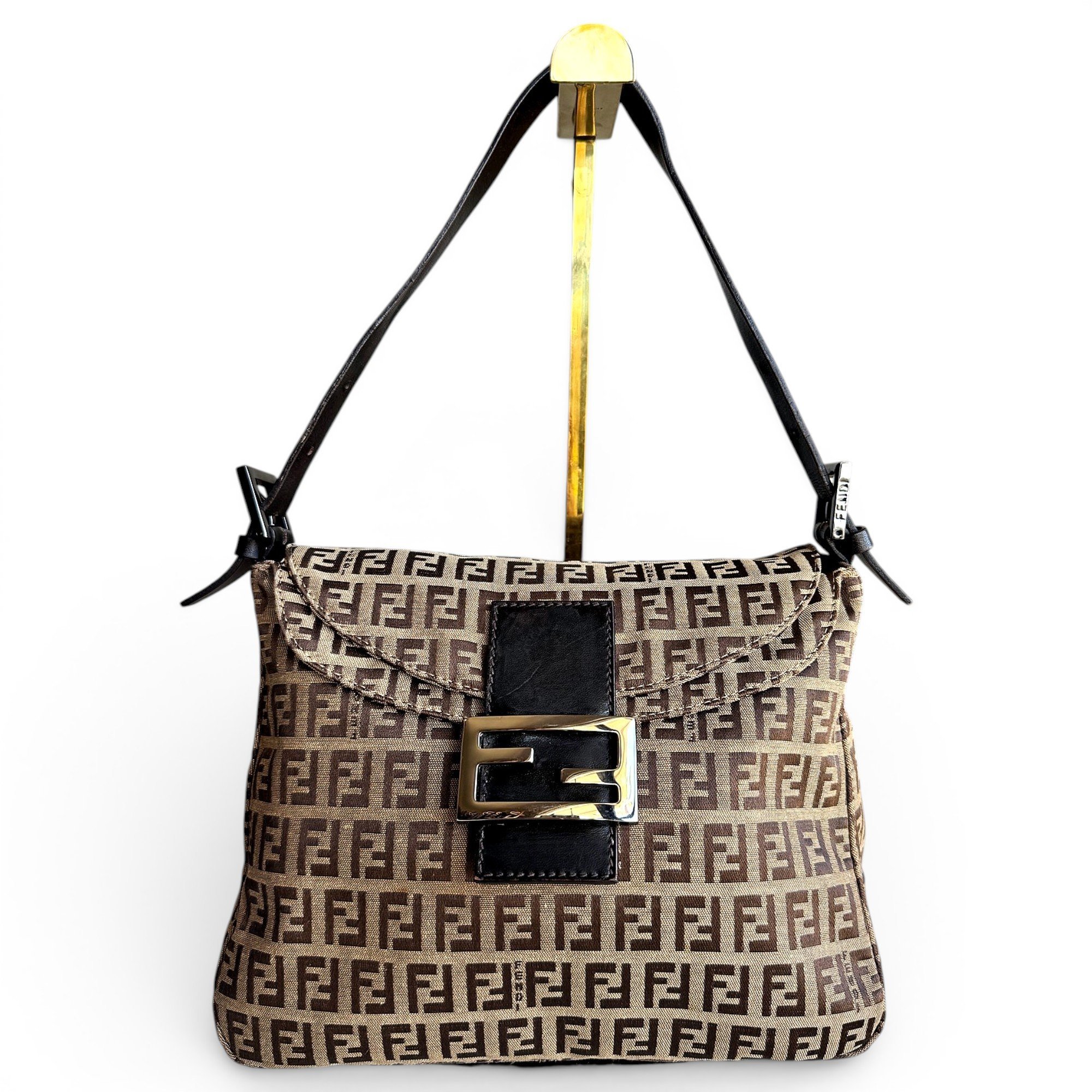 Baguette cloth handbag