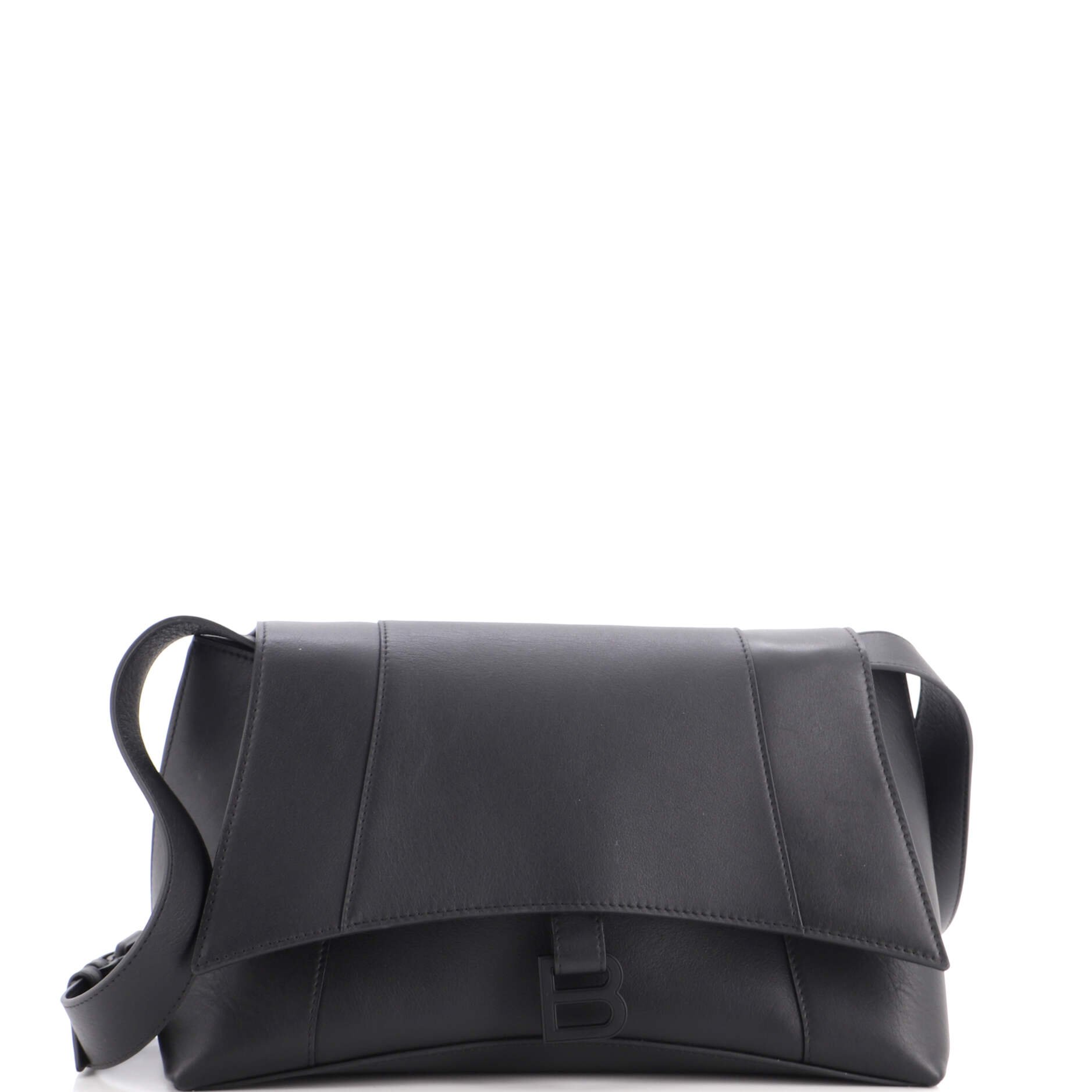 Downtown Soft Hourglass Shoulder Bag Leather Medium