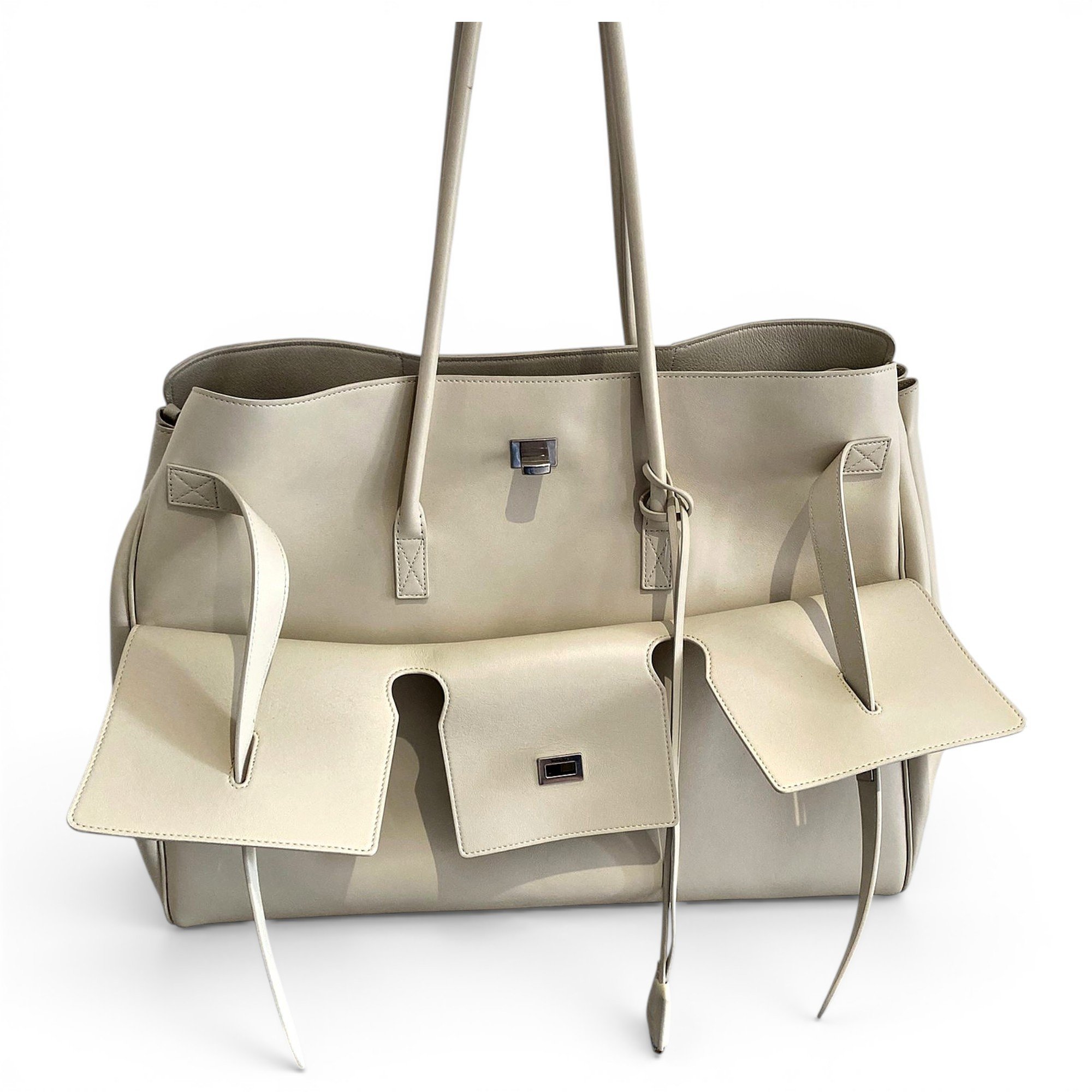 Carry All Bel Air leather handbag