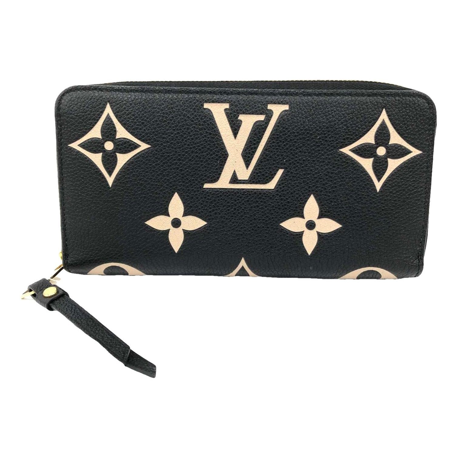 Leather clutch bag