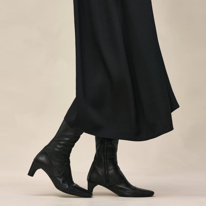 Noir "H Kelly" Caftan