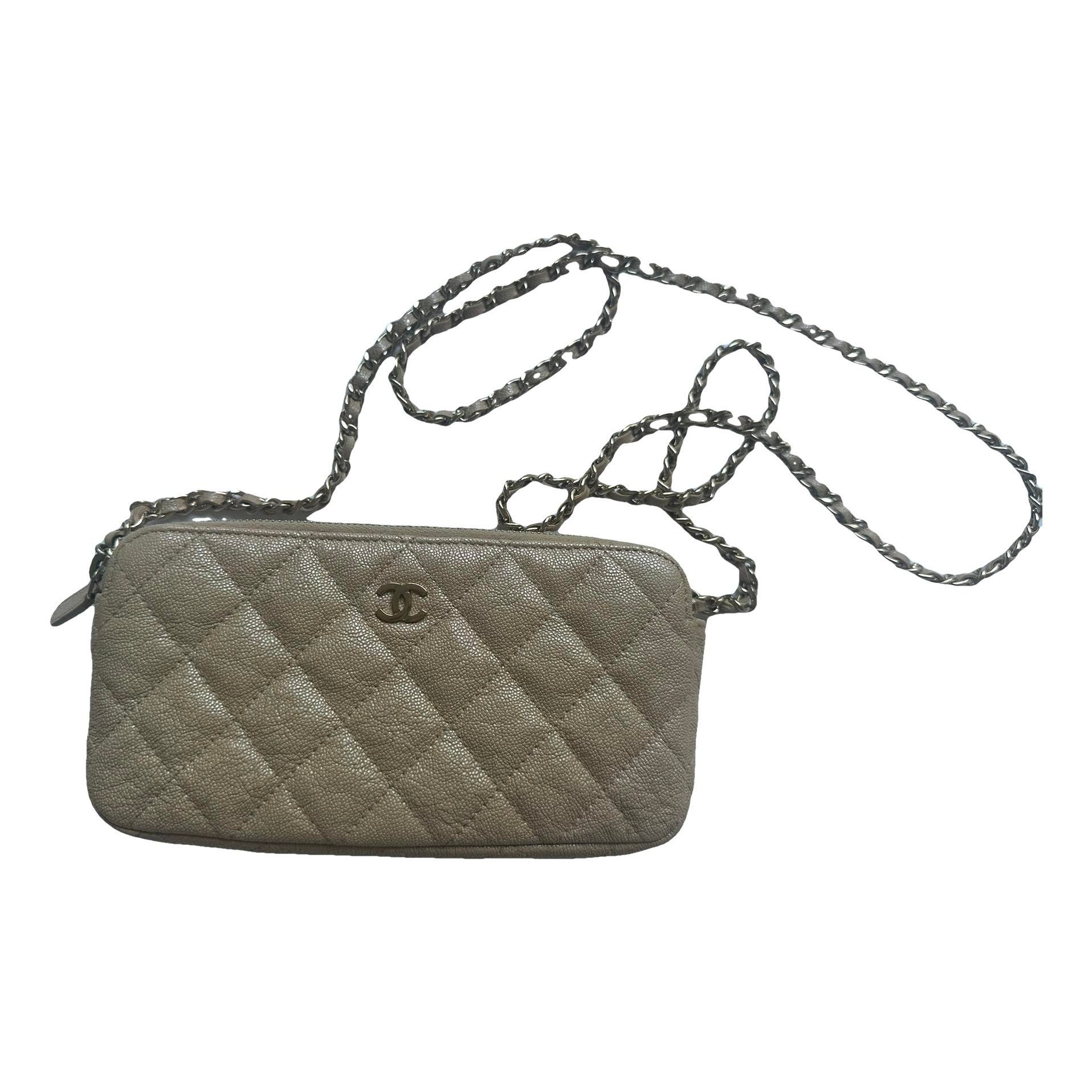 Wallet On Chain Timeless/Classique leather crossbody bag