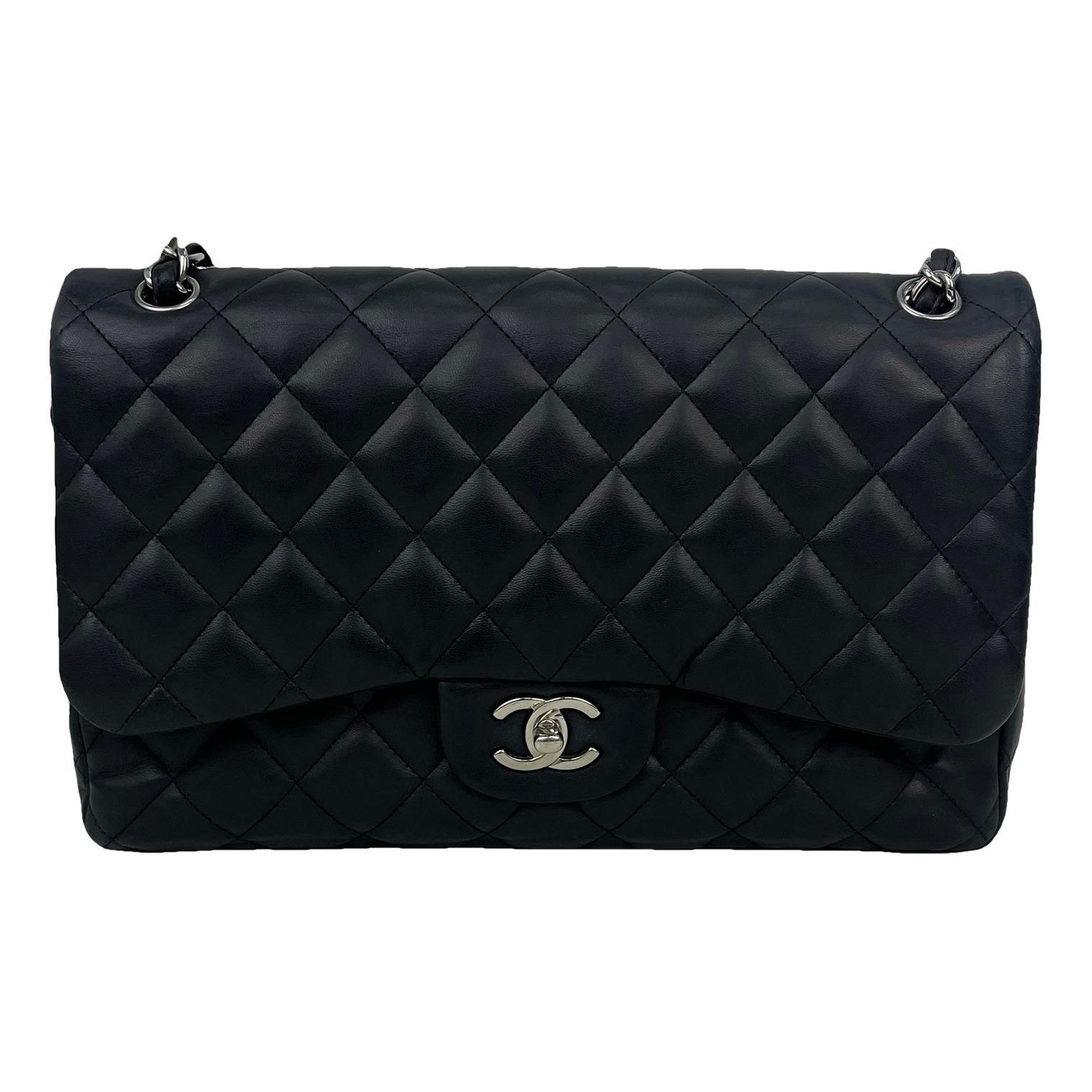 Timeless/Classique leather handbag