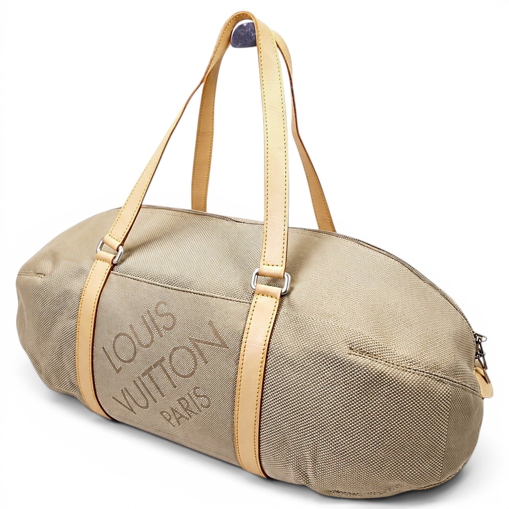Leather travel bag