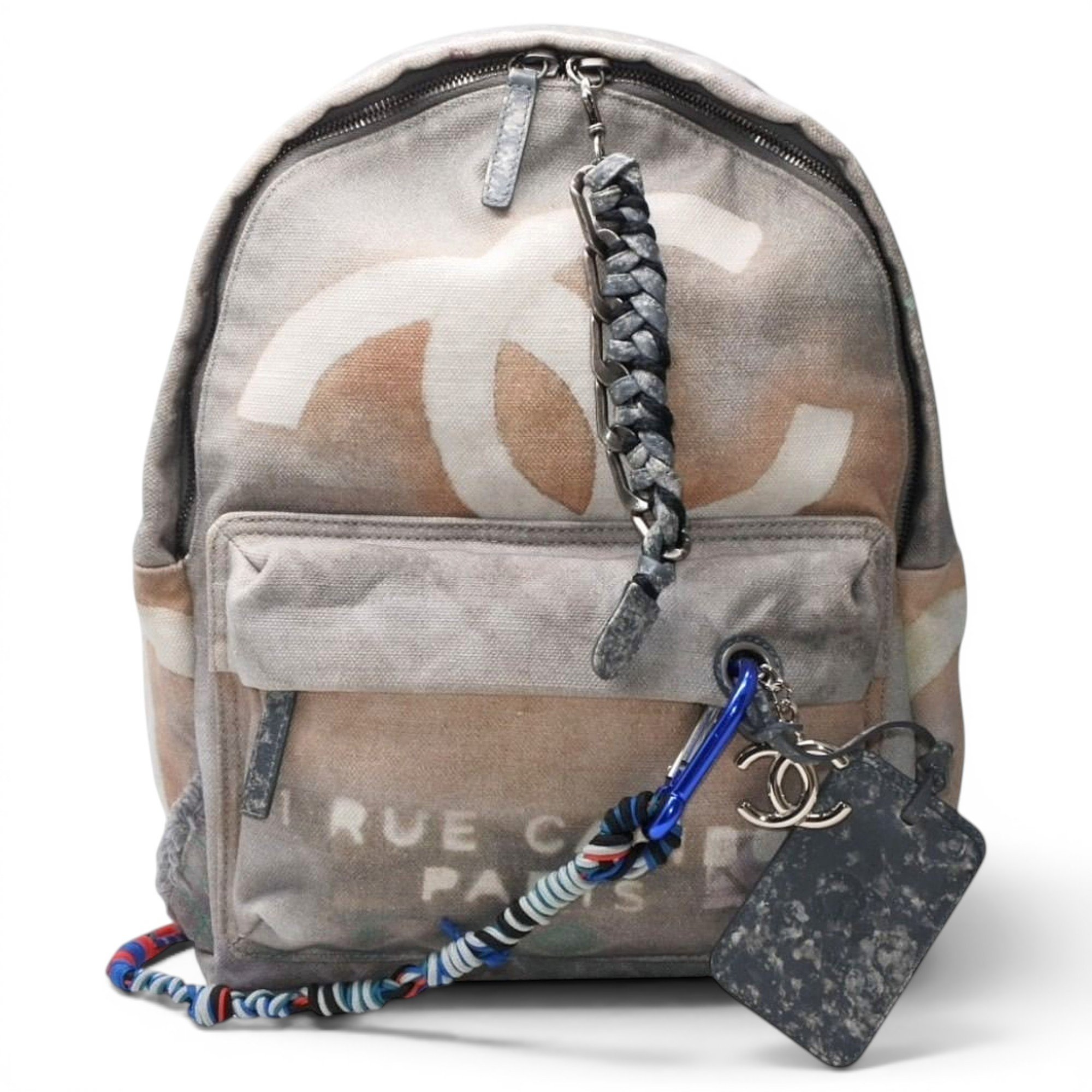 Graffiti cloth backpack