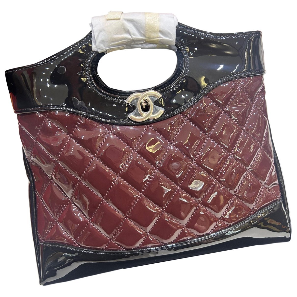 31 Vintage patent leather crossbody bag