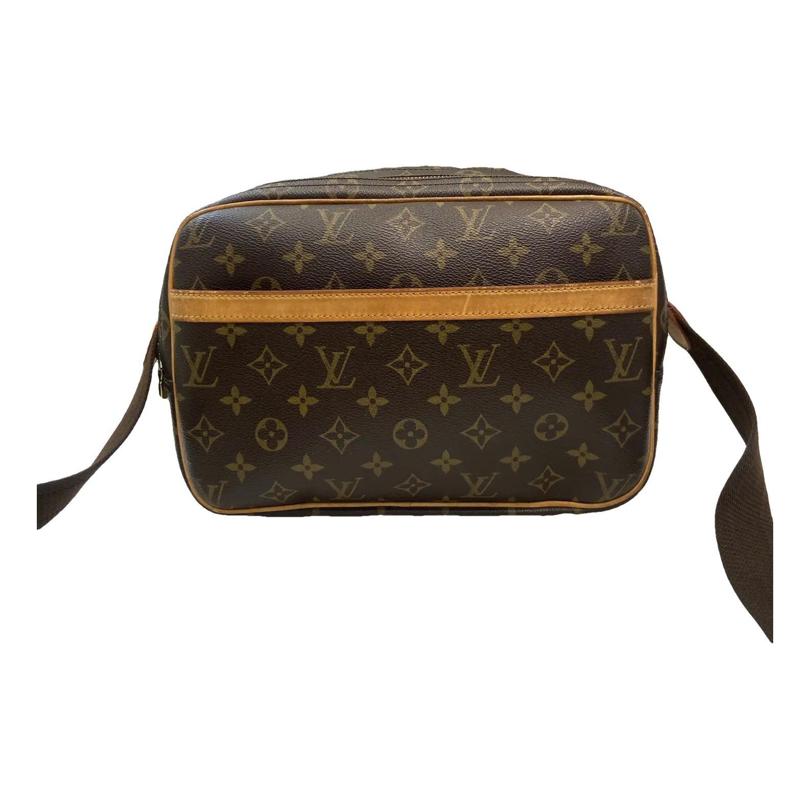 Reporter vinyl handbag