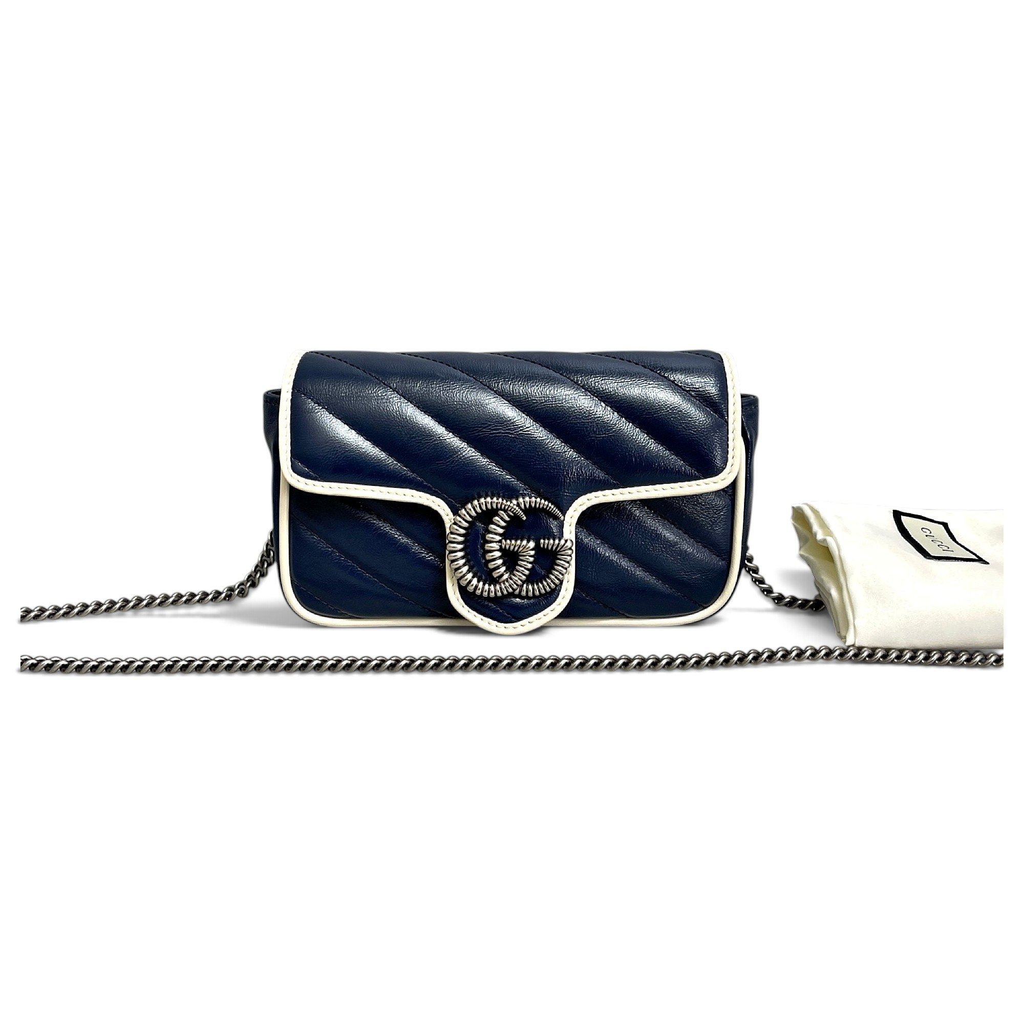 GG Marmont leather handbag