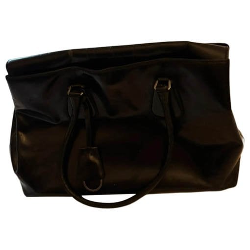 Patent leather tote