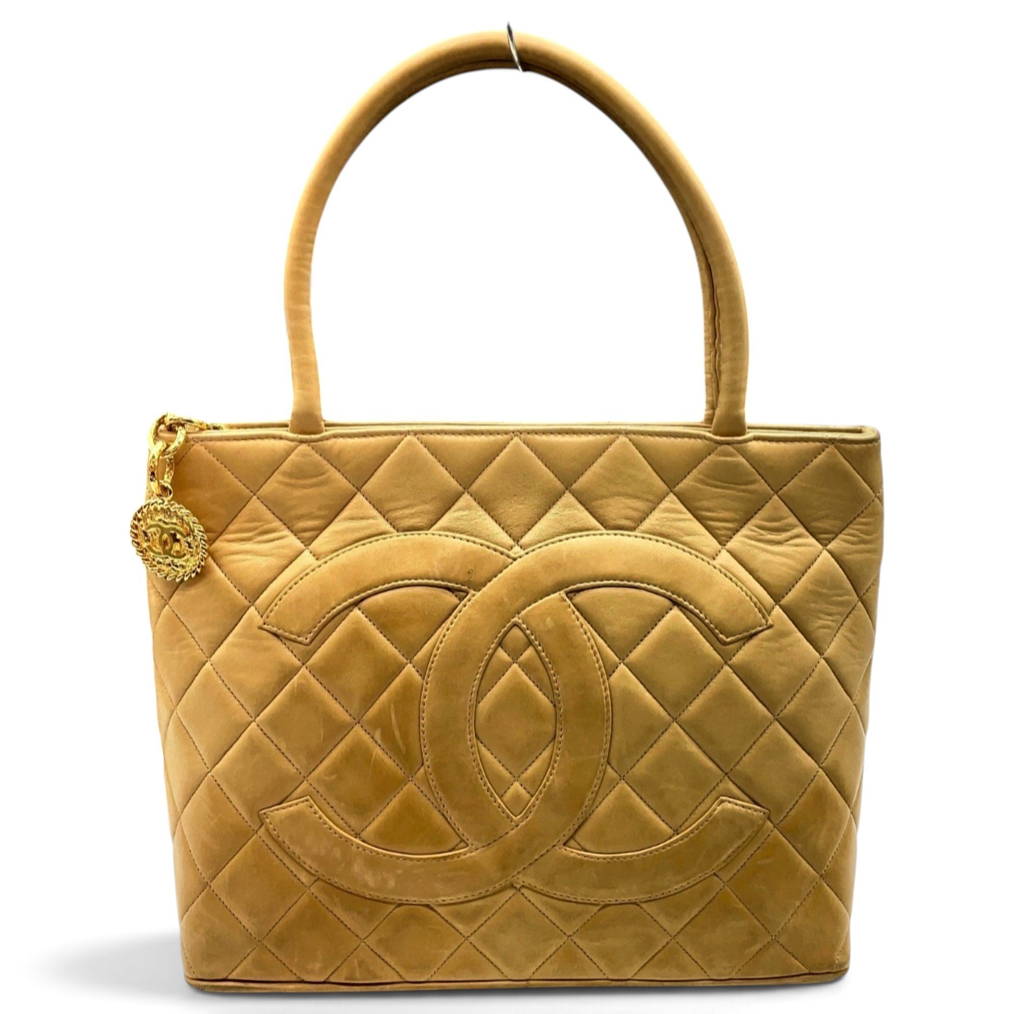 Médaillon leather handbag