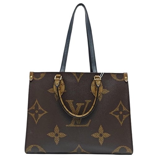 Onthego leather handbag