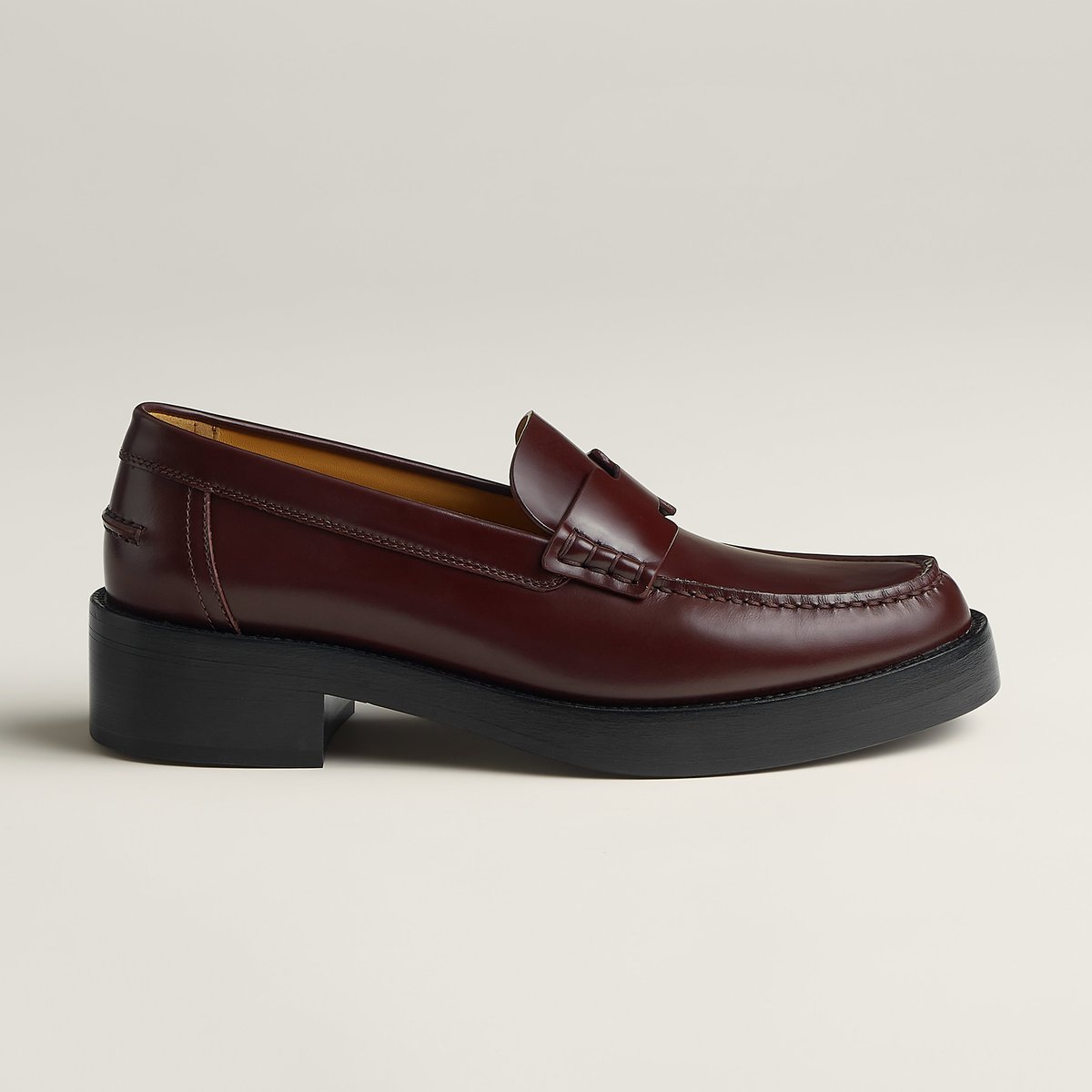 Hour loafer
