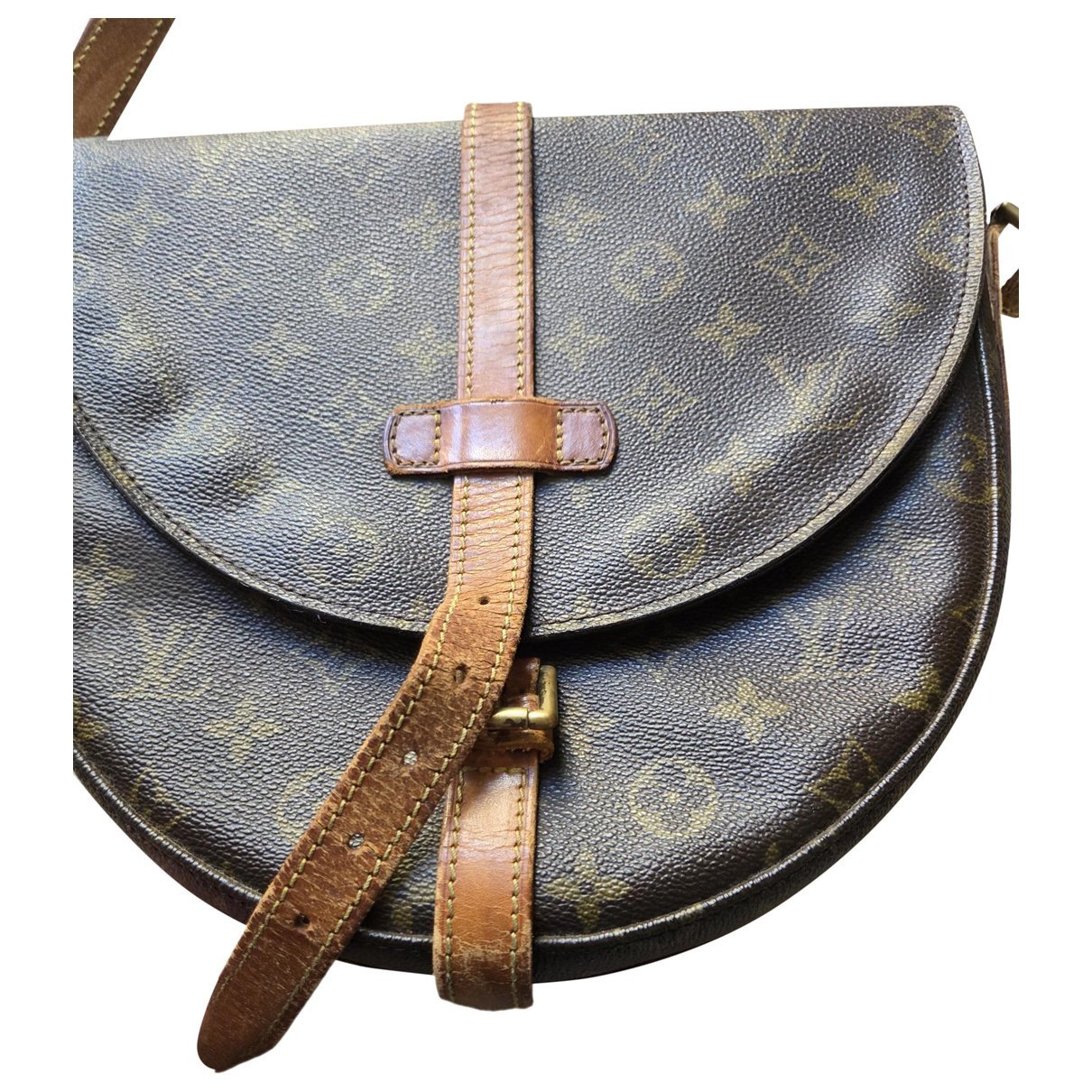 Chantilly leather crossbody bag