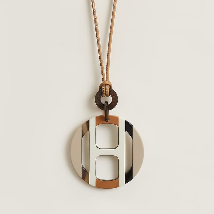 Sable H Equipe Pendant