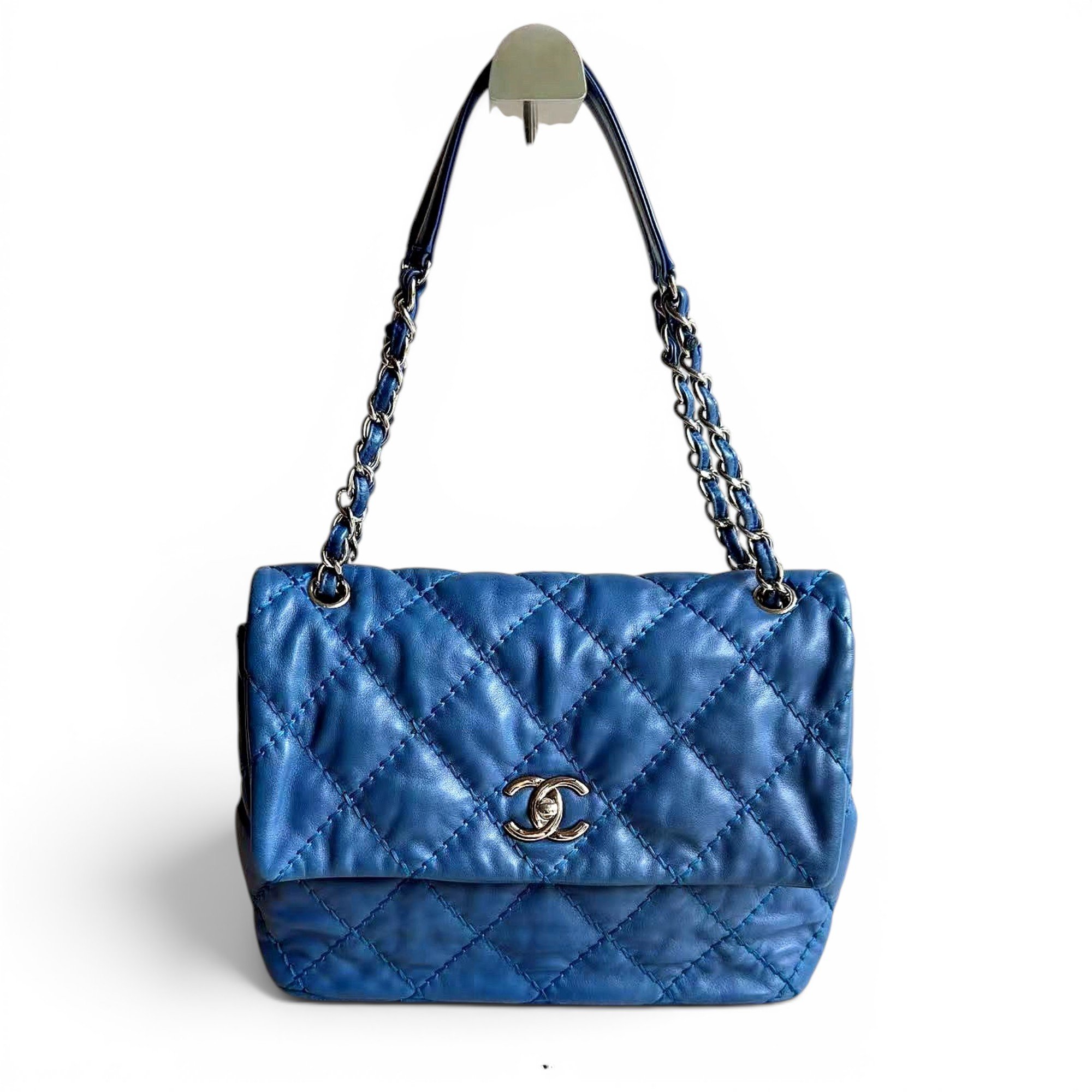 Timeless/Classique leather crossbody bag
