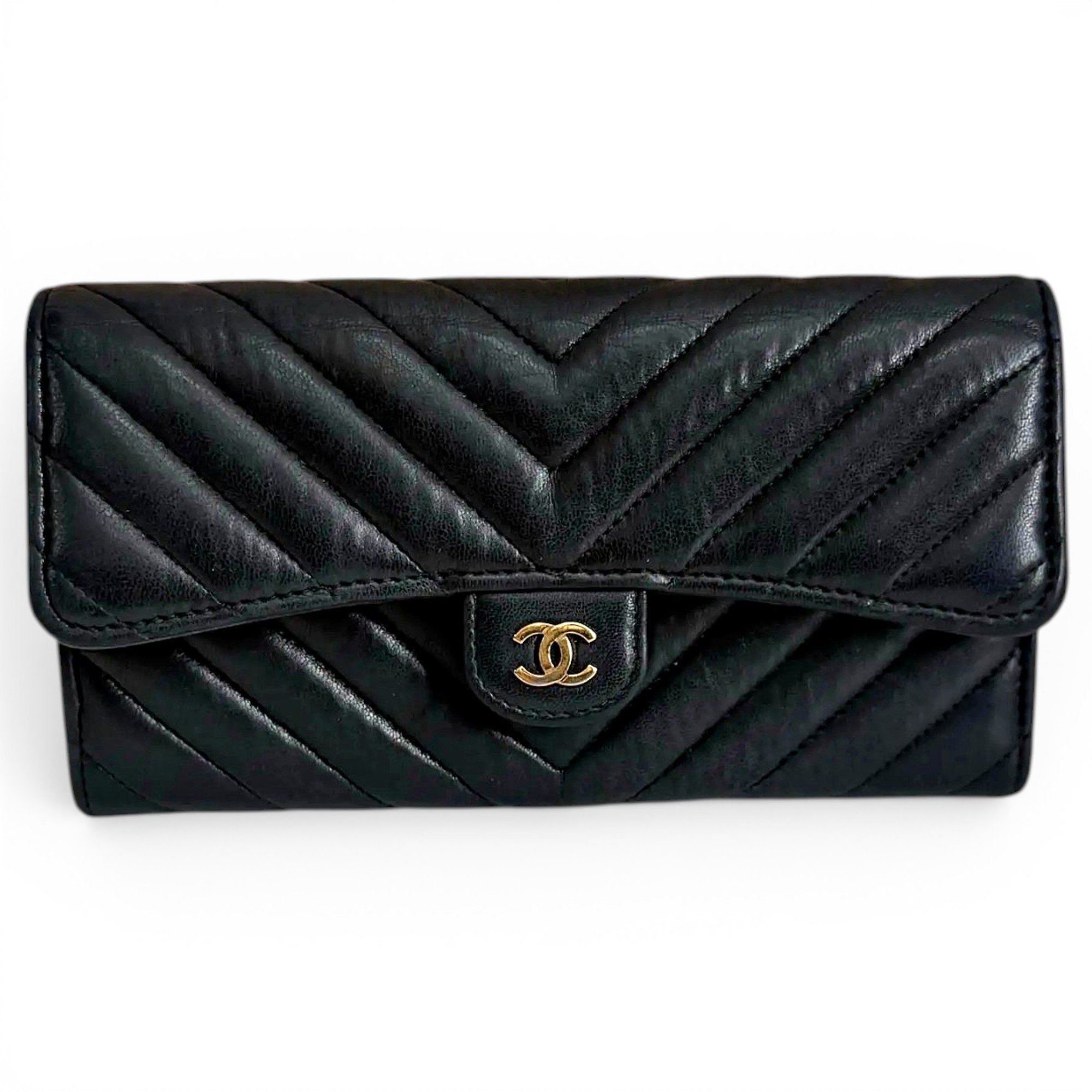 Wallet On Chain leather crossbody bag