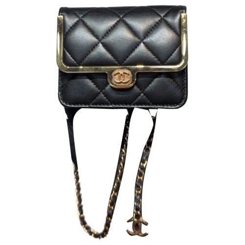 Wallet On Chain leather crossbody bag