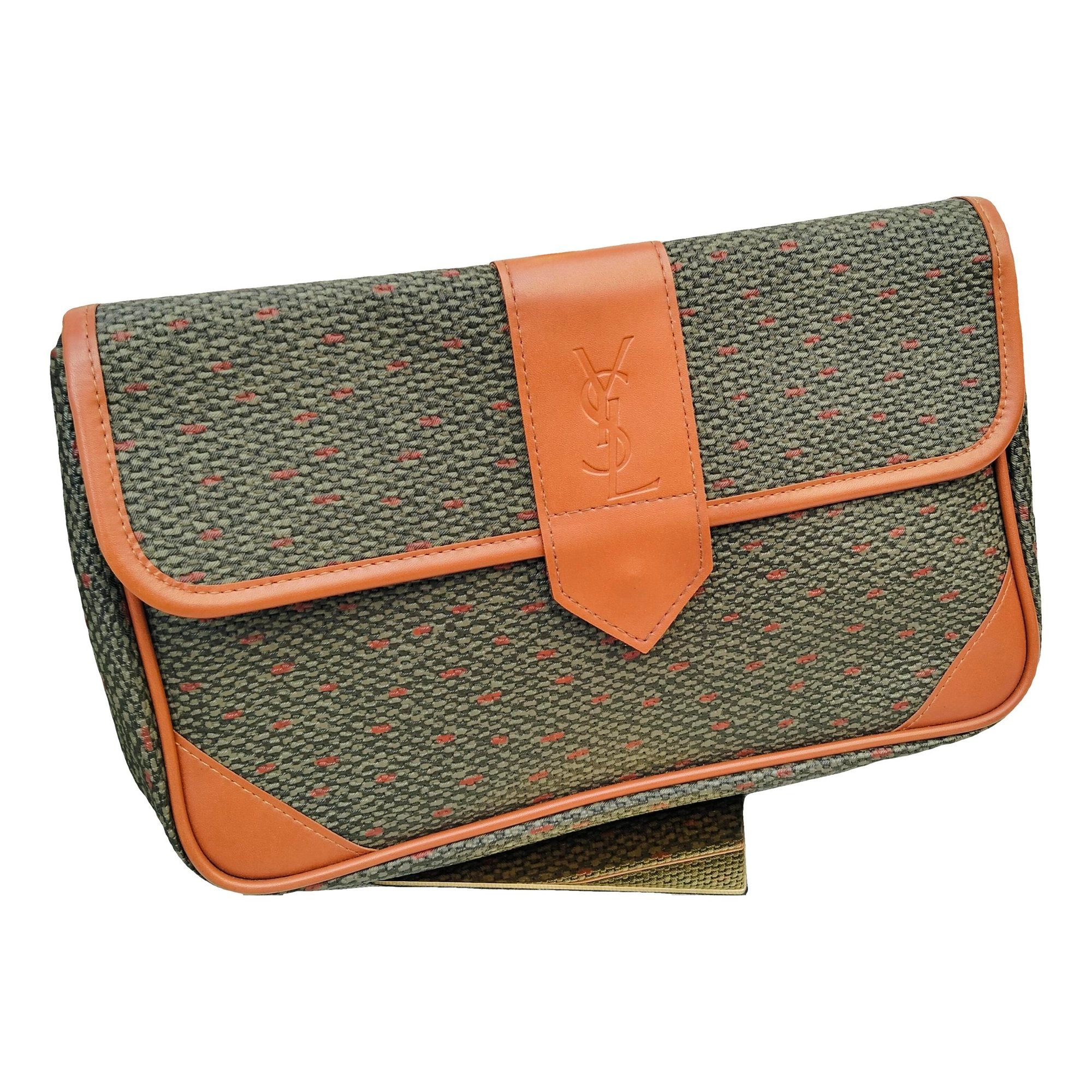 Leather clutch bag