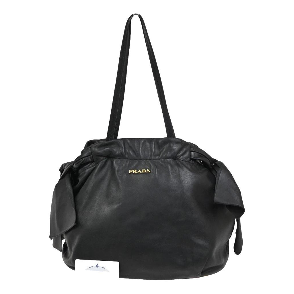 Leather tote