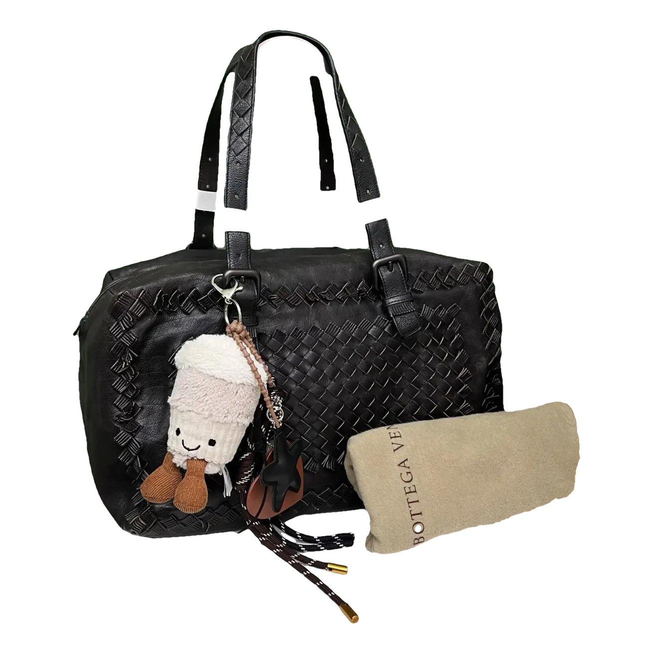 Veneta leather handbag