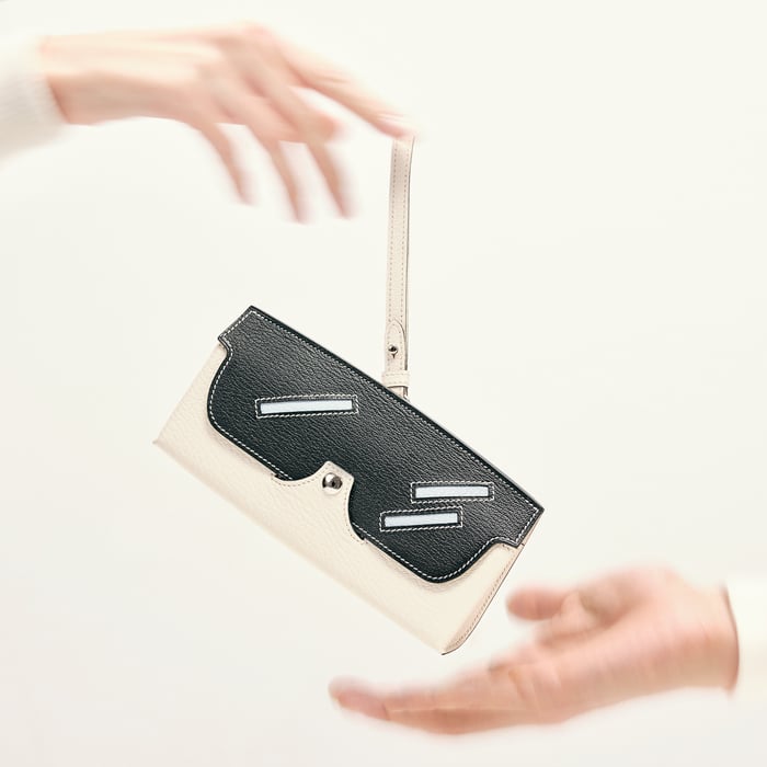 In the Loop Wink Glasses Case