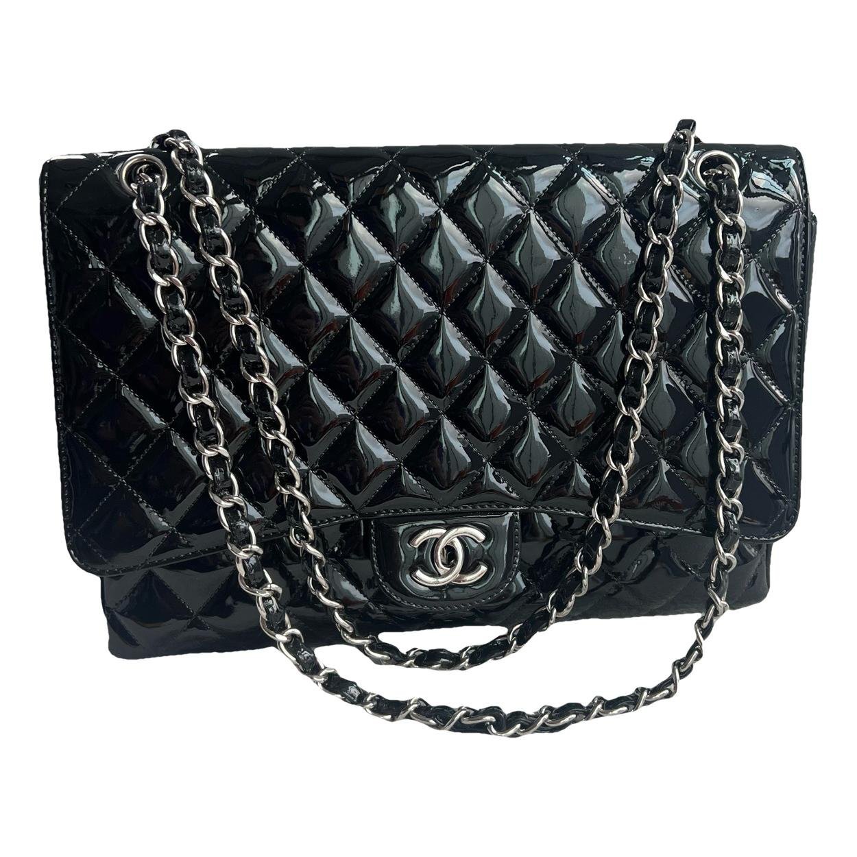 Timeless/Classique leather crossbody bag