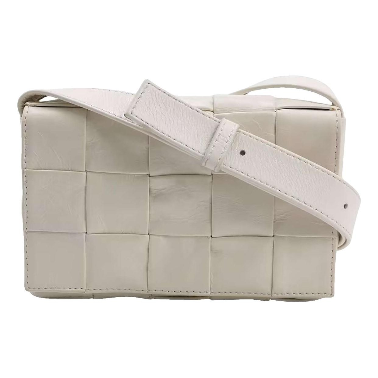 Cassette leather handbag