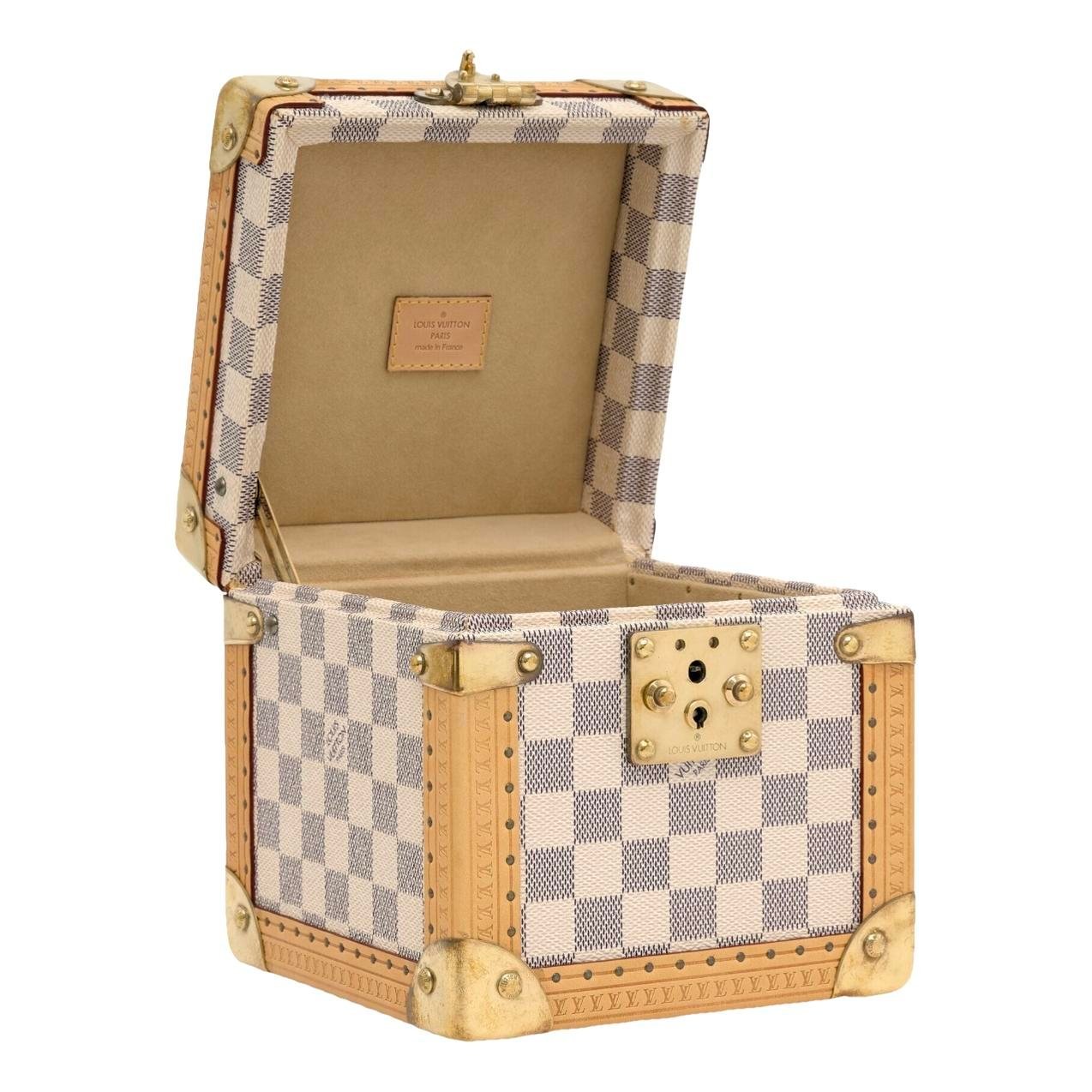 Leather vanity case