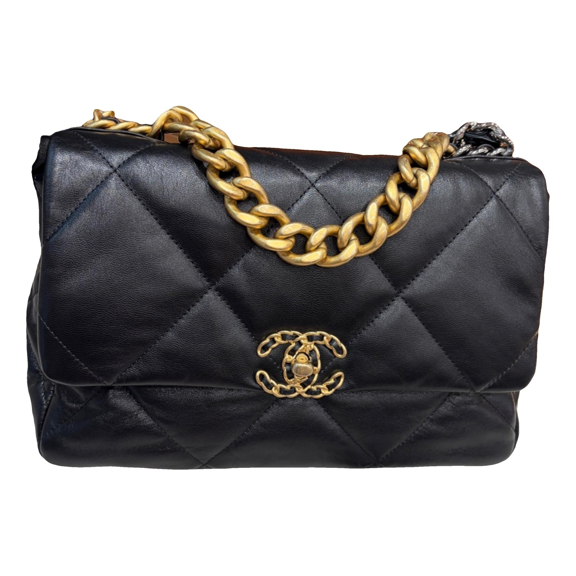 Chanel 19 leather handbag